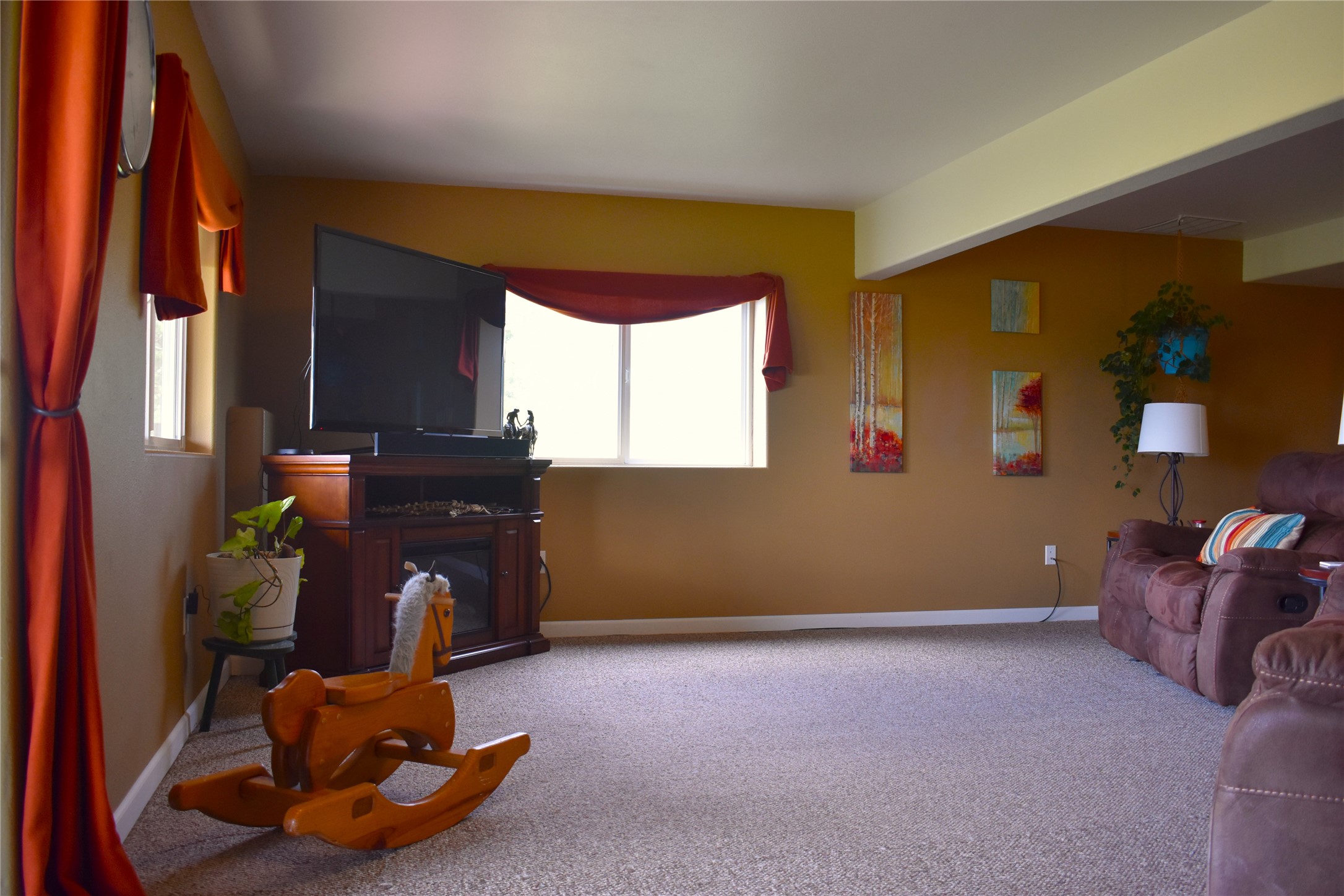 1009 Hidden Valley Road N Property Photo 45
