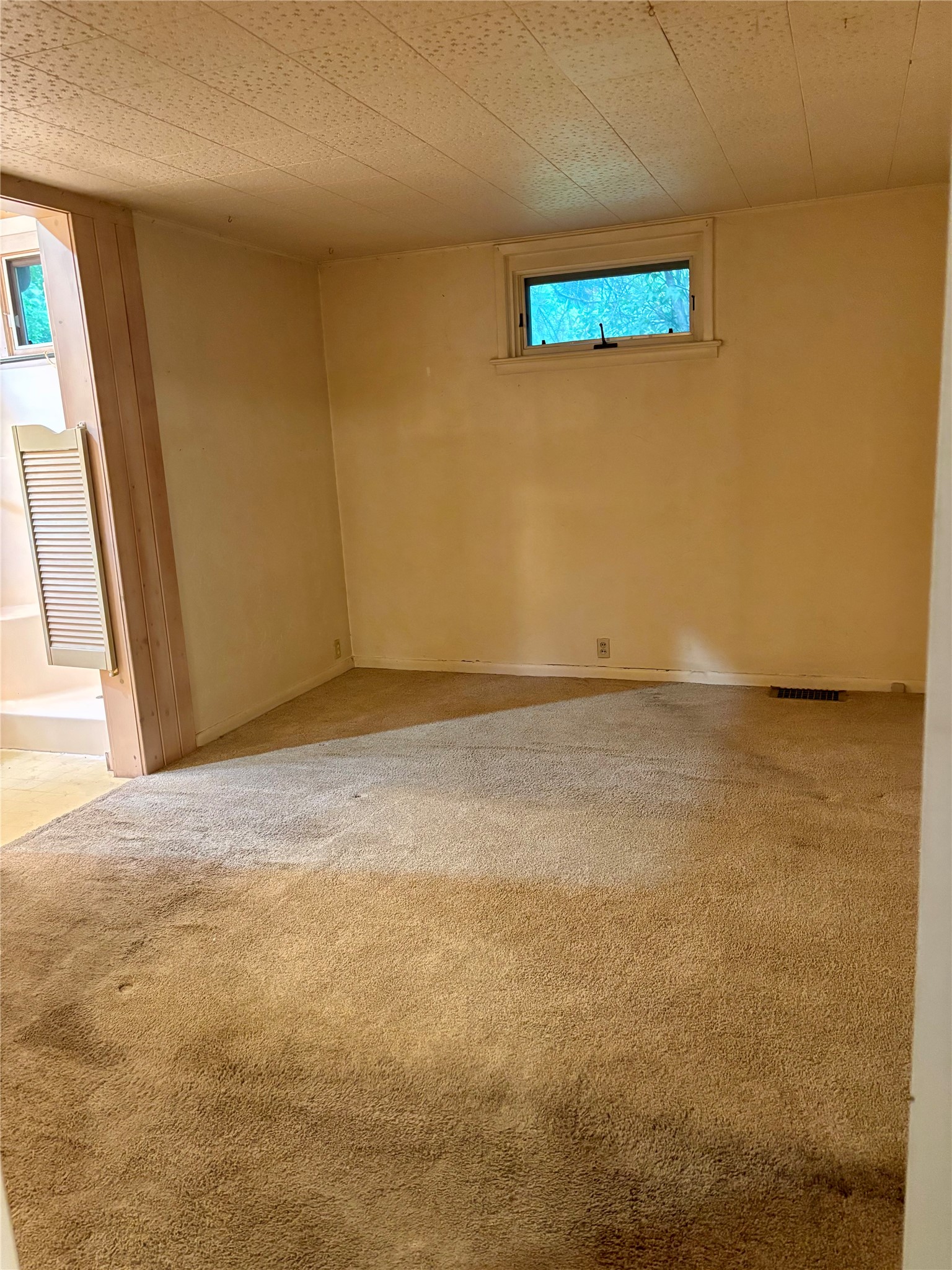 320 5th Avenue E Property Photo 12