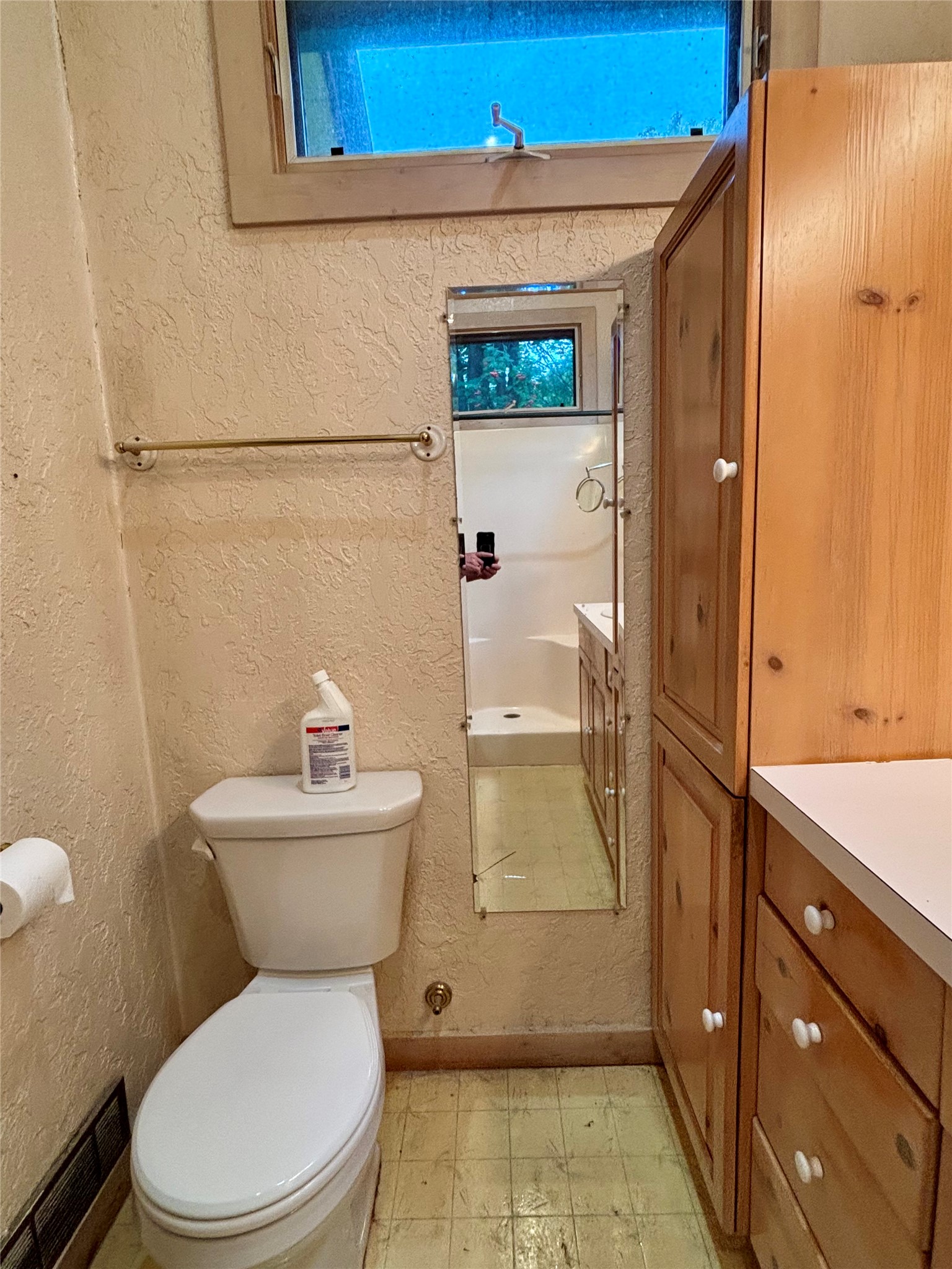 320 5th Avenue E Property Photo 15