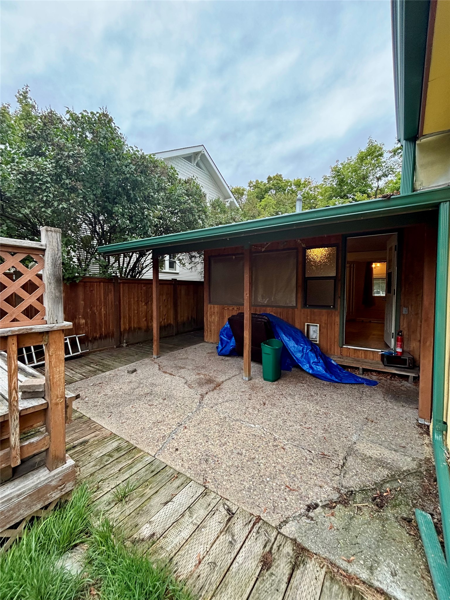 320 5th Avenue E Property Photo 32