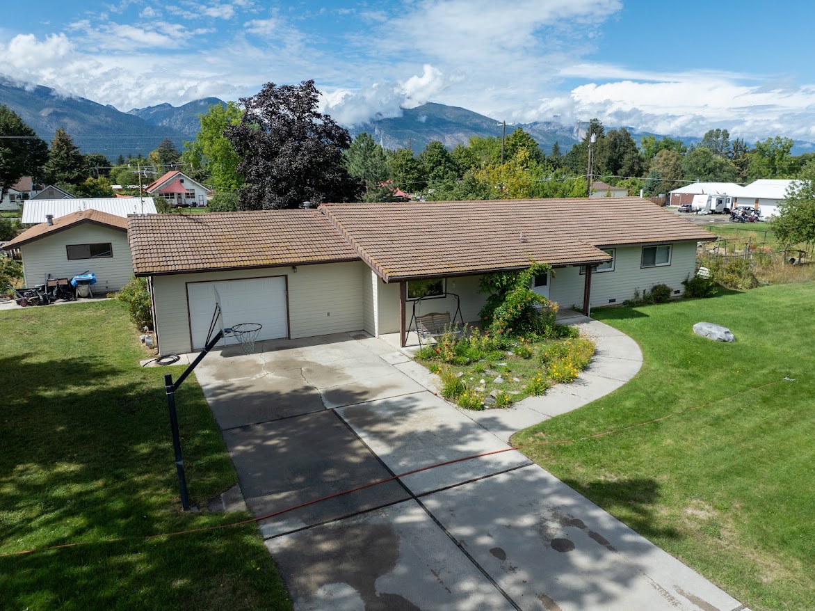161 Conrad Avenue Property Photo 1