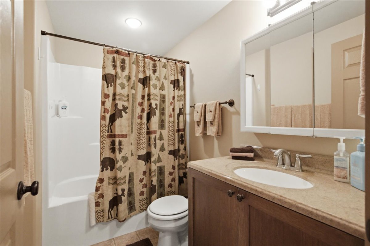 199 Glen View Drive Property Photo 36