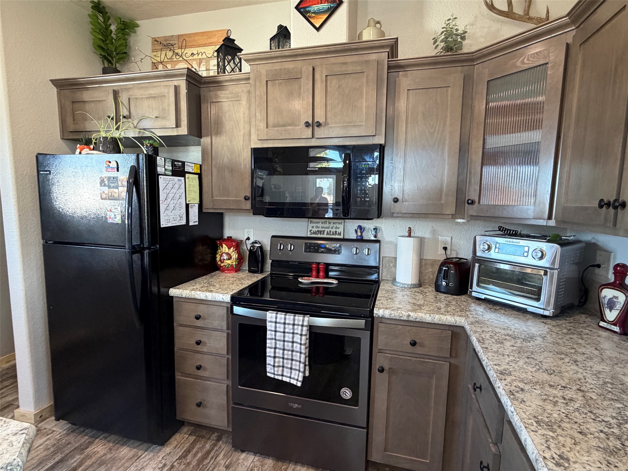 3229 Carrie Court Property Photo 5