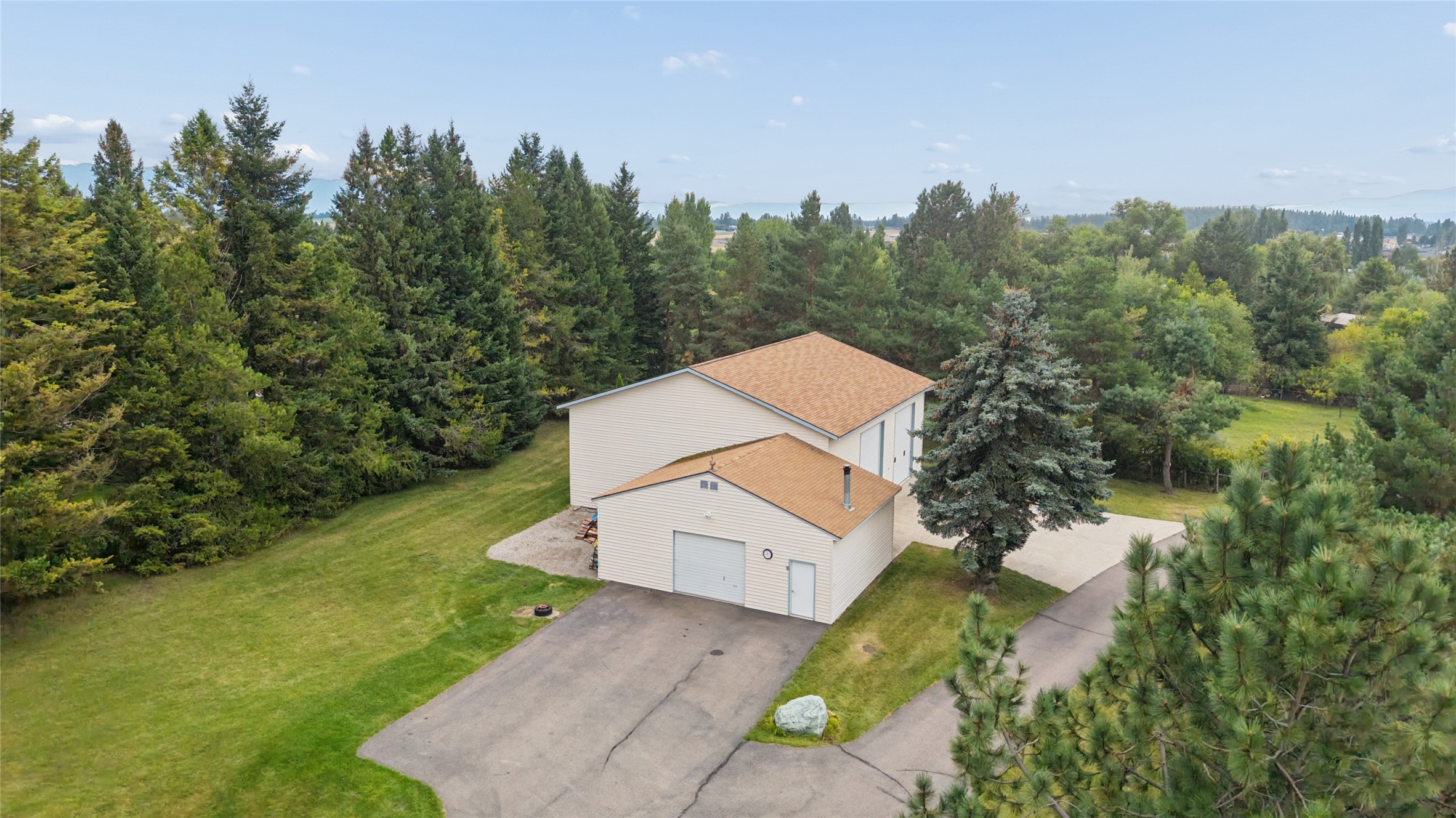145 Highland Drive Property Photo 3
