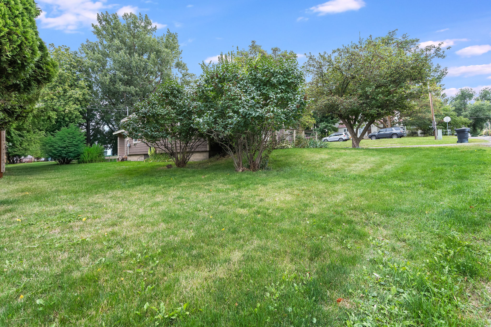 1209 8th Street E Property Photo 2