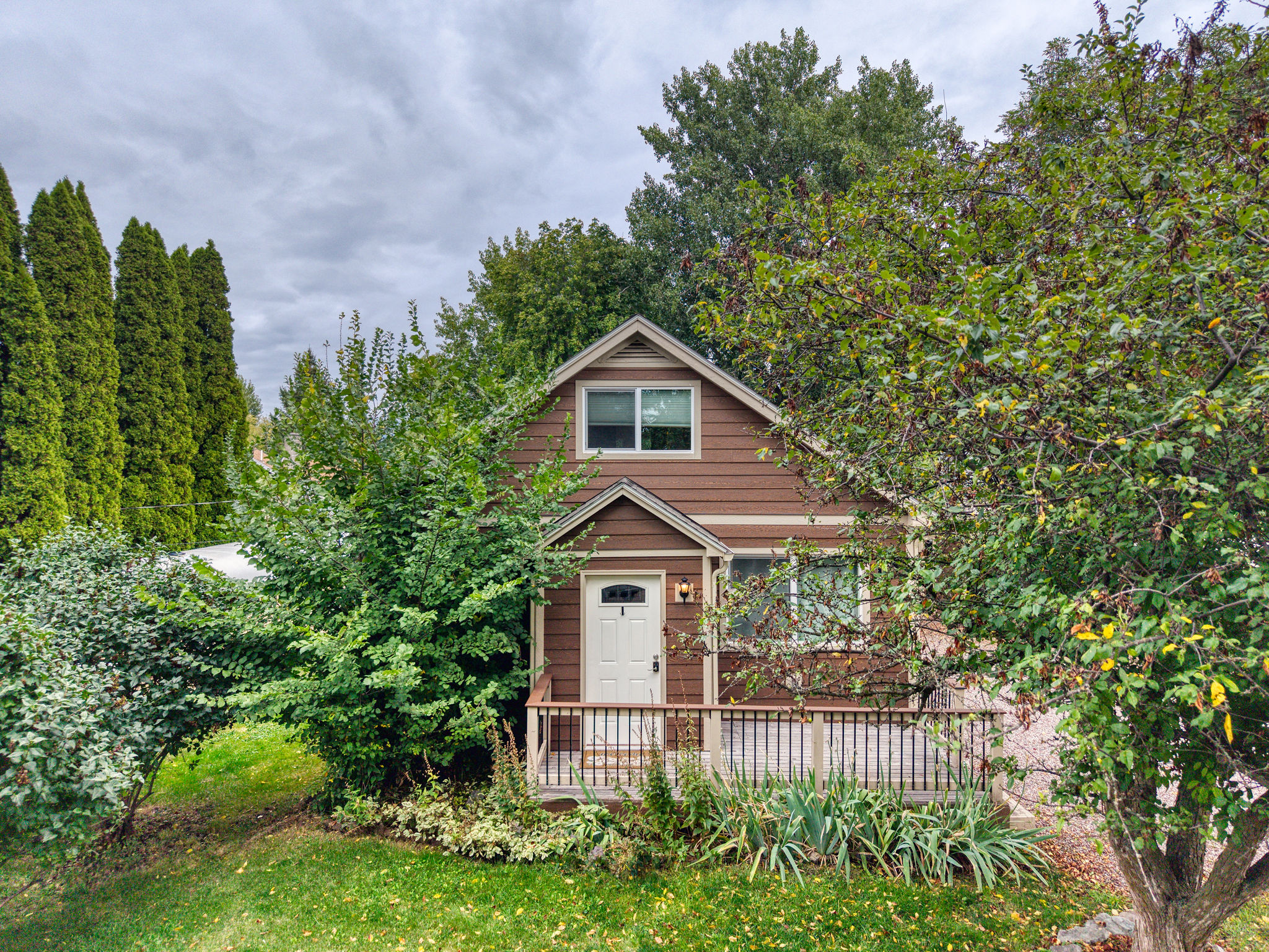 1209 8th Street E Property Photo 6