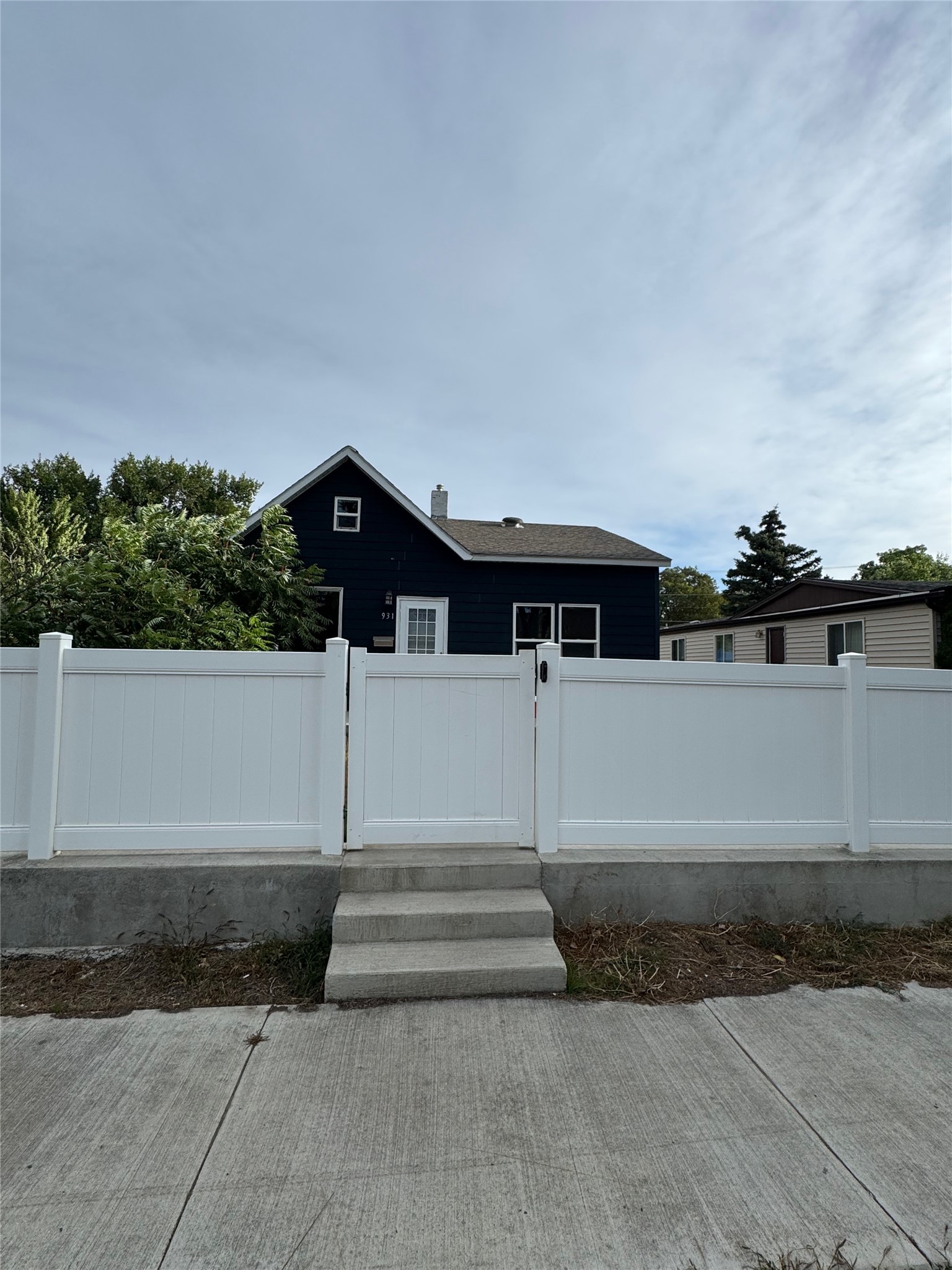 931 3rd Street Property Photo 1