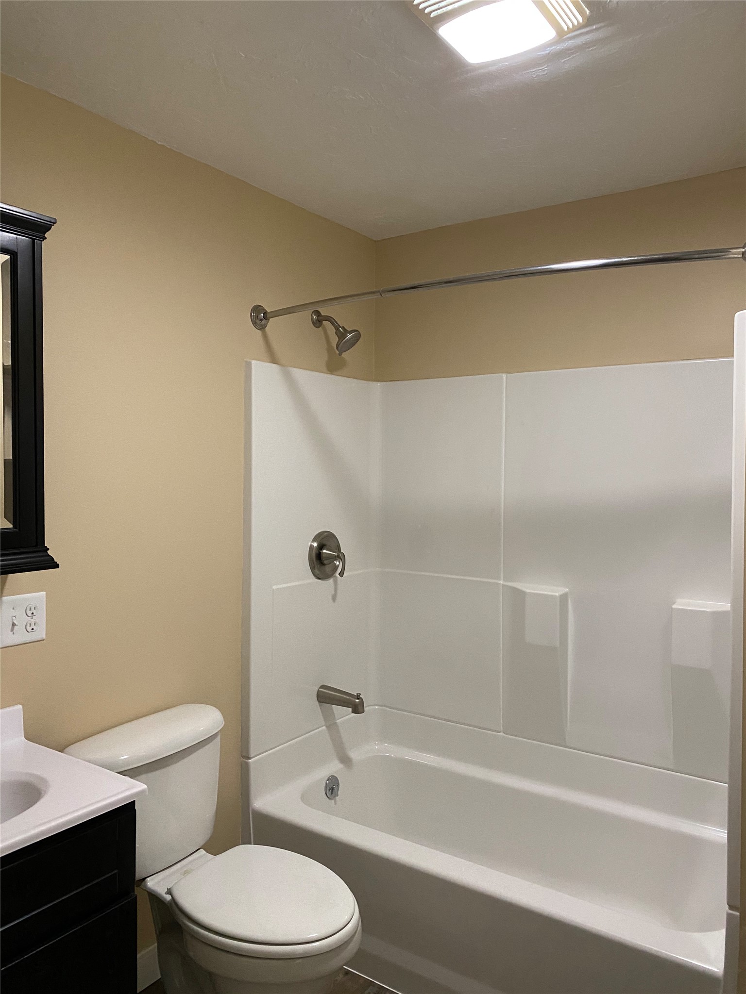 931 3rd Street Property Photo 8