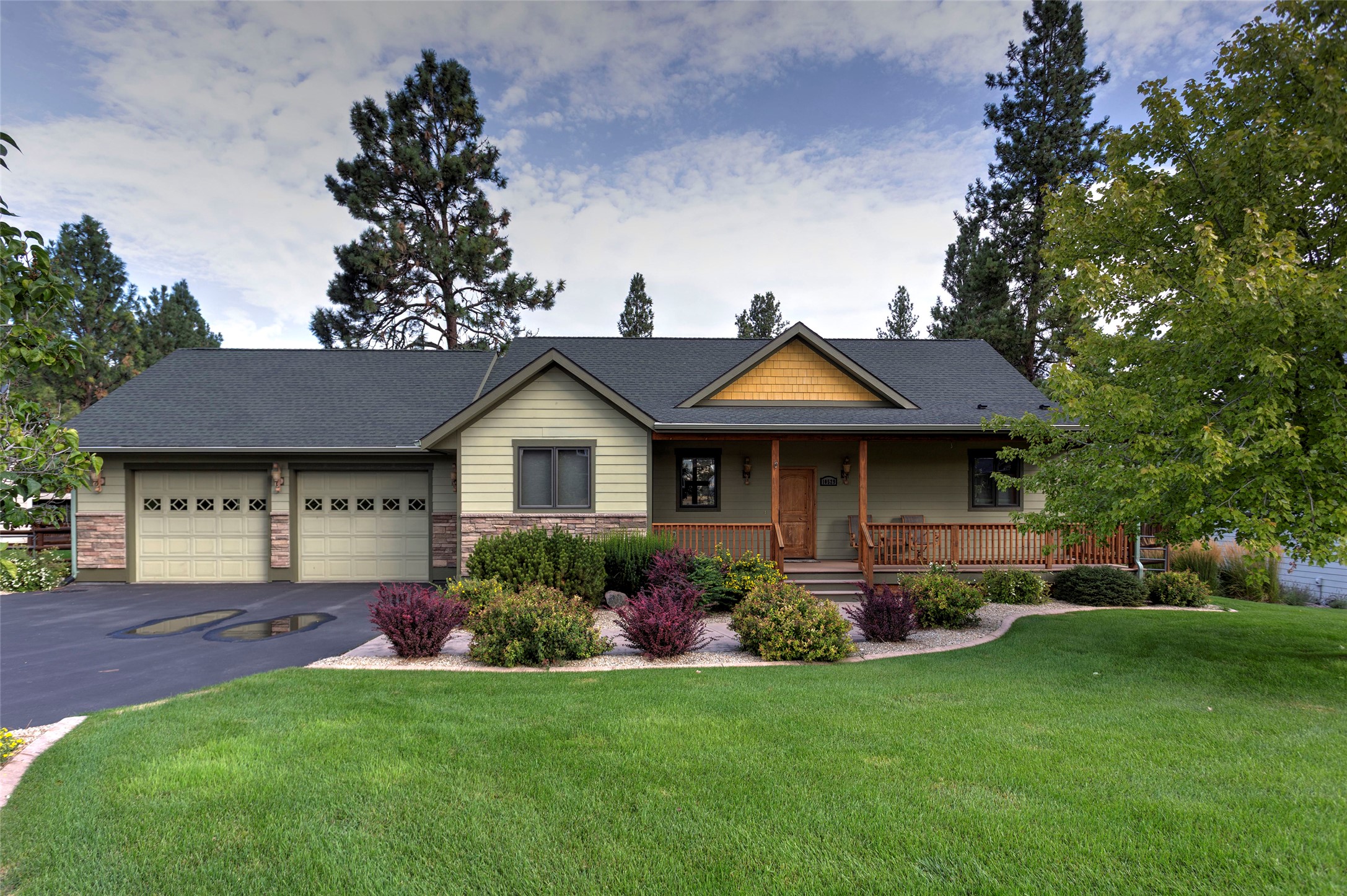 10529 Coulter Pine Street Property Photo 1