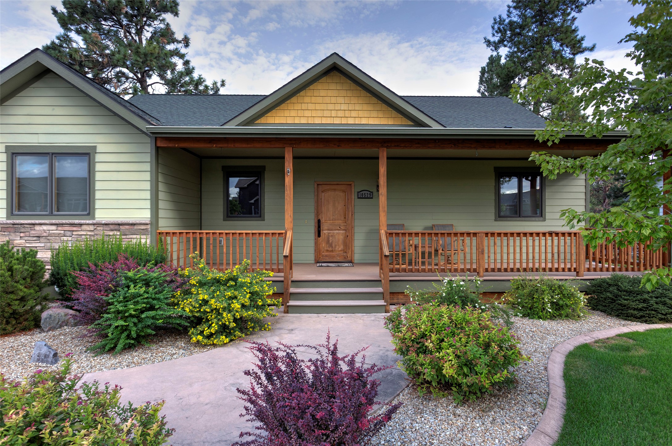 10529 Coulter Pine Street Property Photo 3