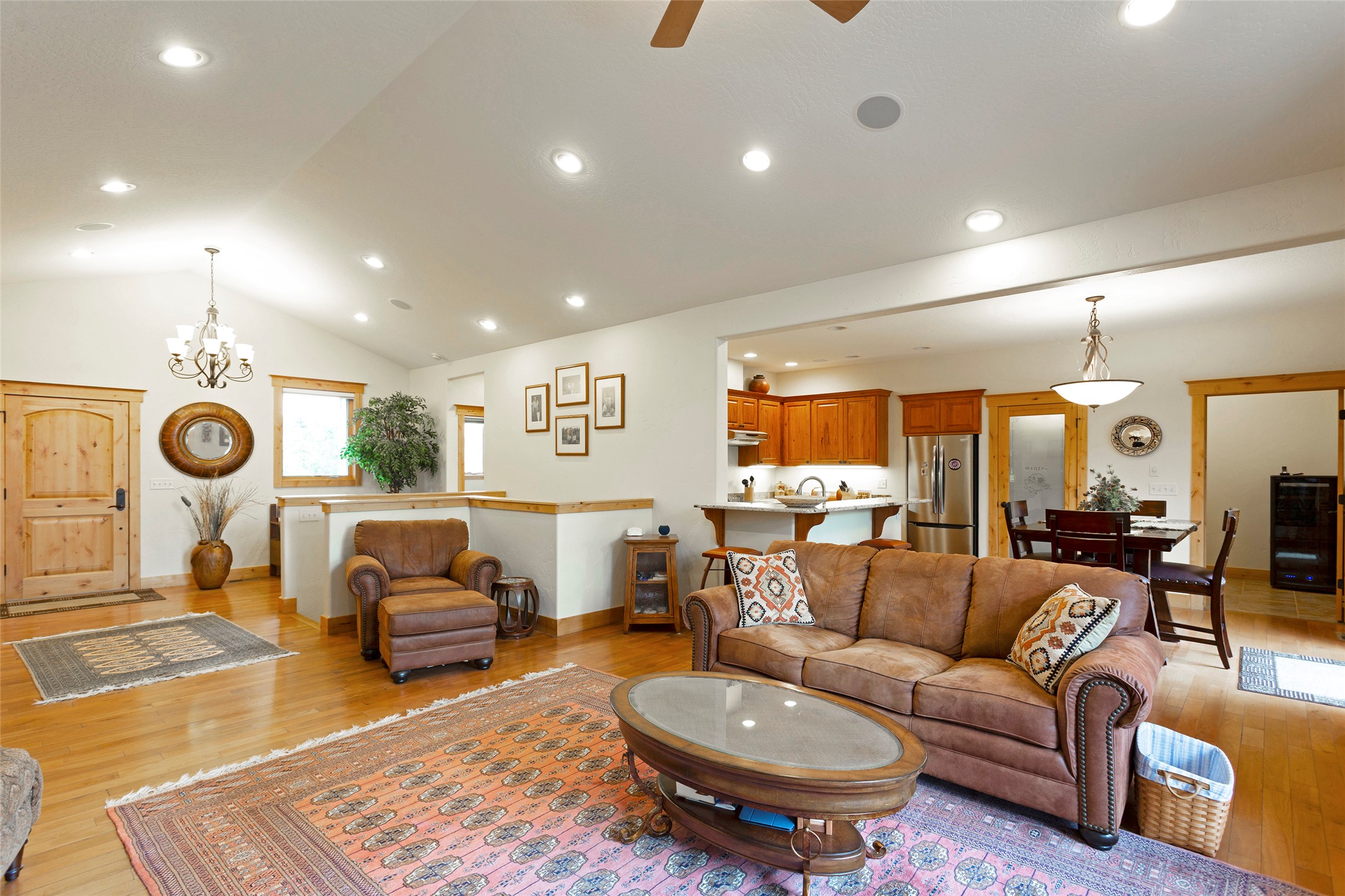 10529 Coulter Pine Street Property Photo 12