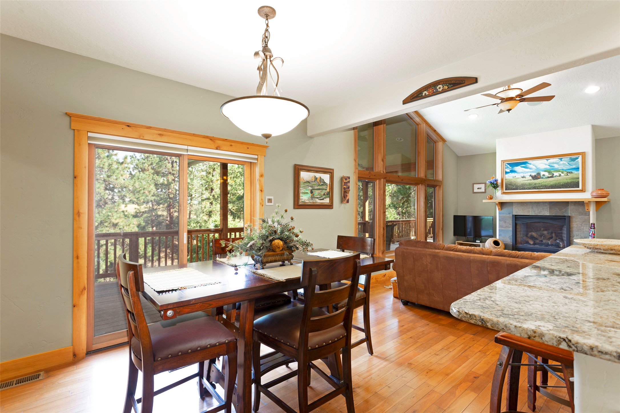 10529 Coulter Pine Street Property Photo 15