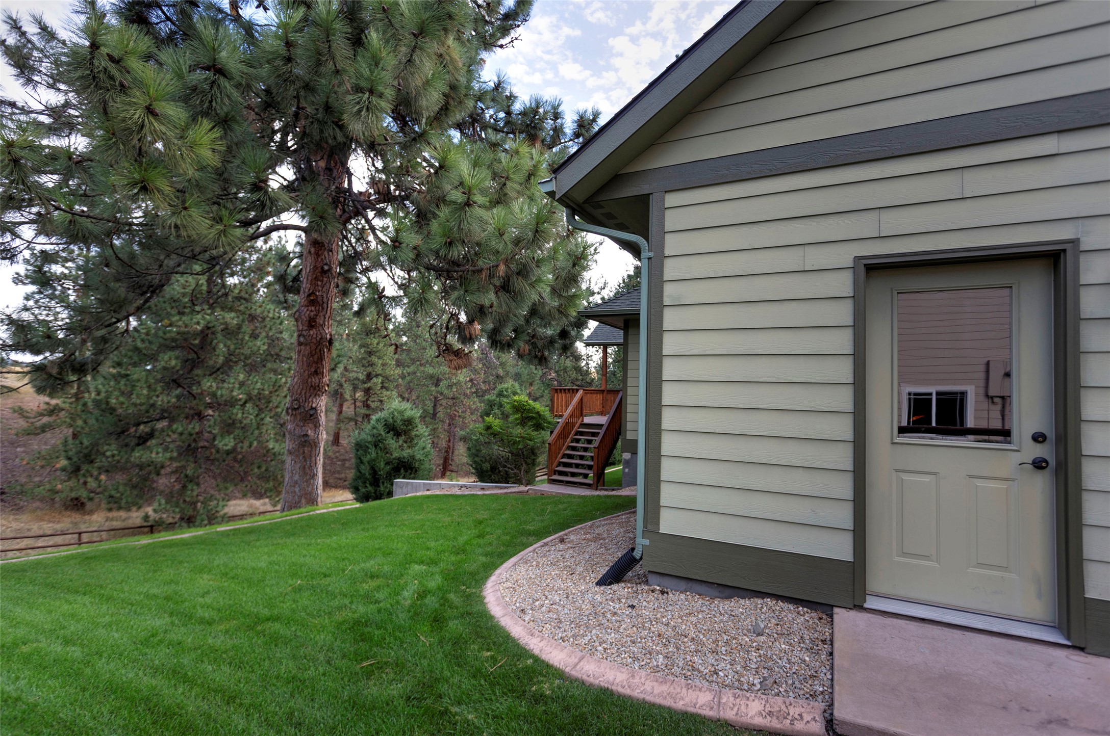 10529 Coulter Pine Street Property Photo 45
