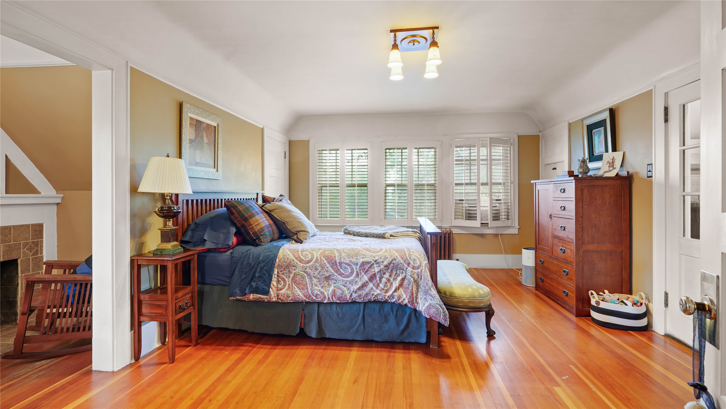 804 Gilbert Street Property Photo 23