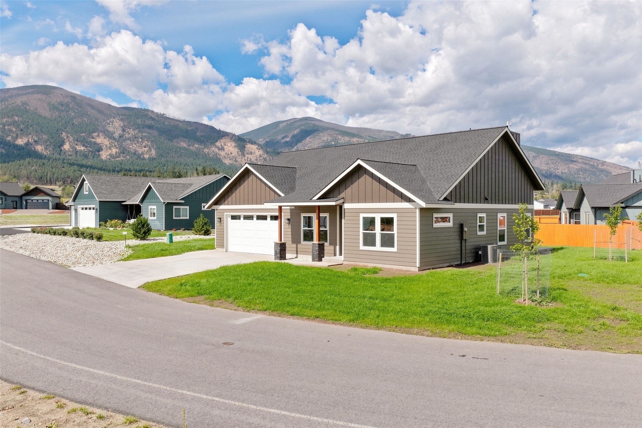 5244 High Meadow Drive Property Photo 2