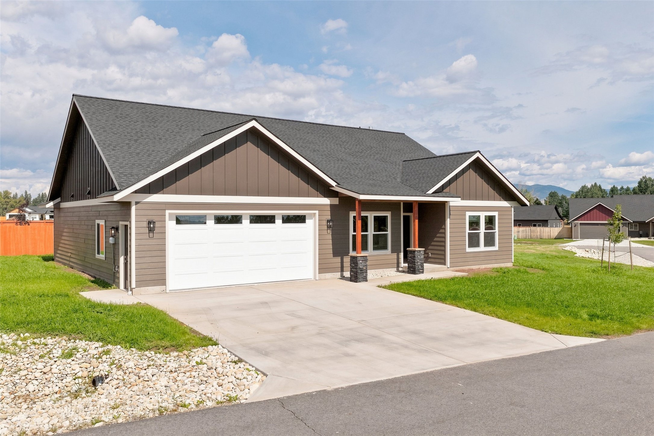 5244 High Meadow Drive Property Photo 4