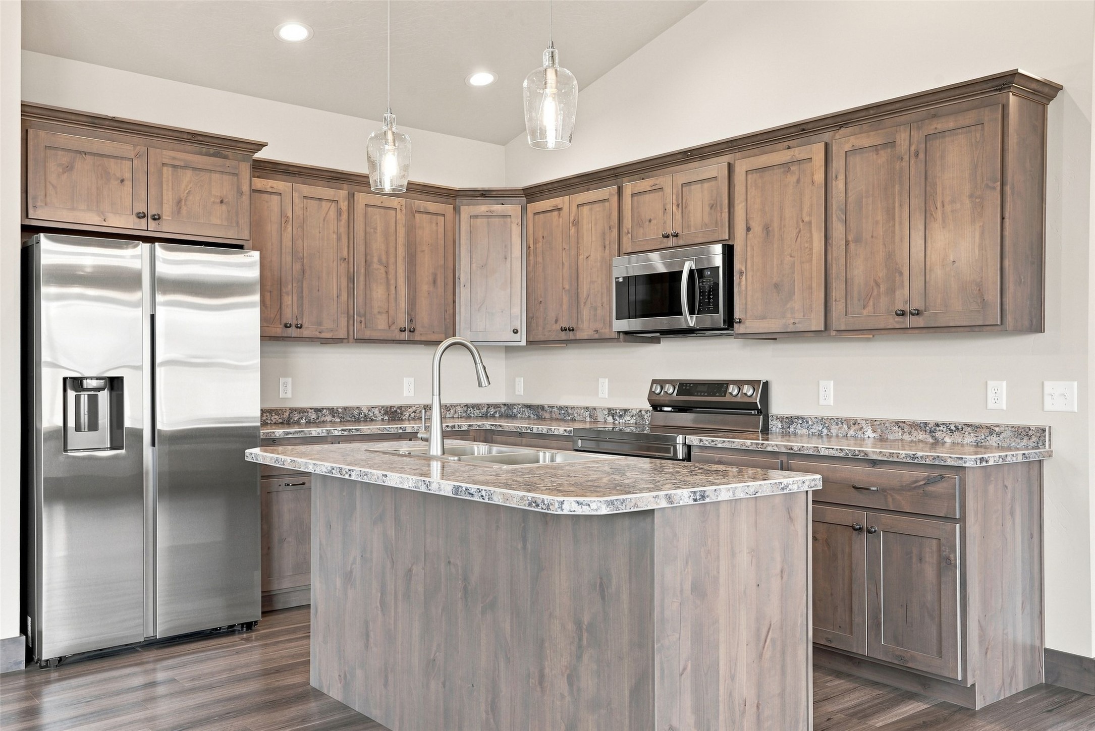 5244 High Meadow Drive Property Photo 14