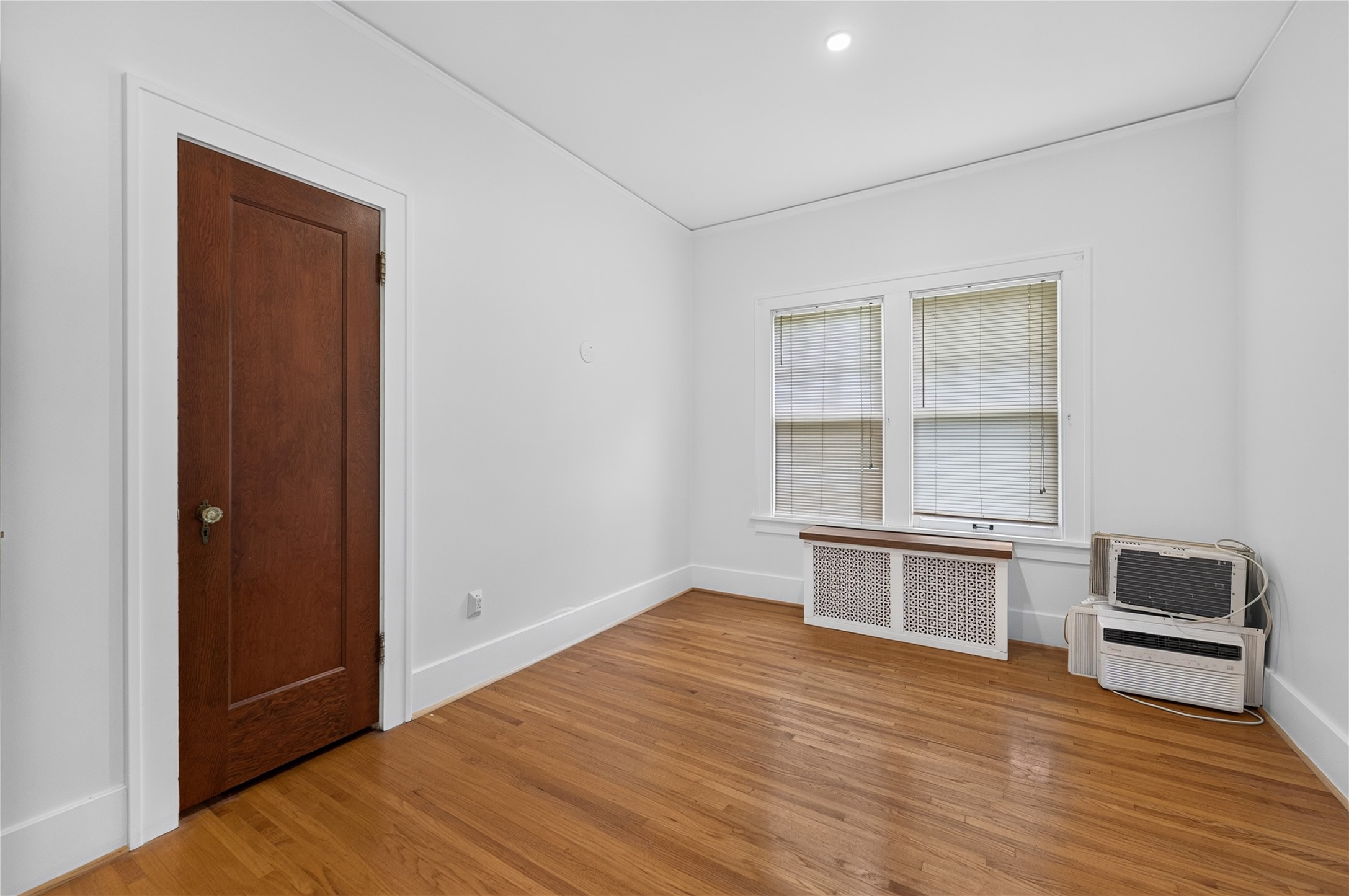 3027 3rd Avenue N Property Photo 25