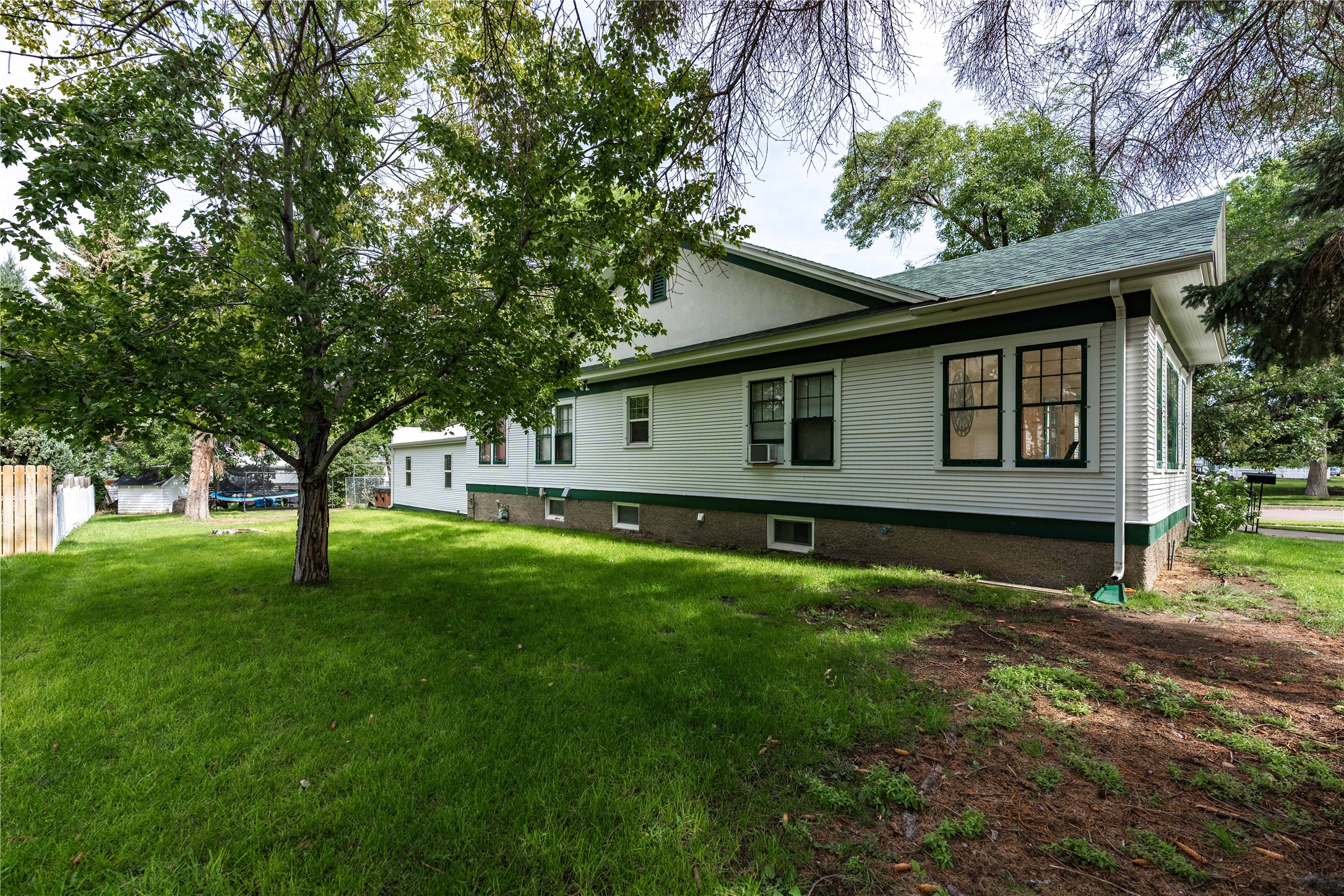 3027 3rd Avenue N Property Photo 27