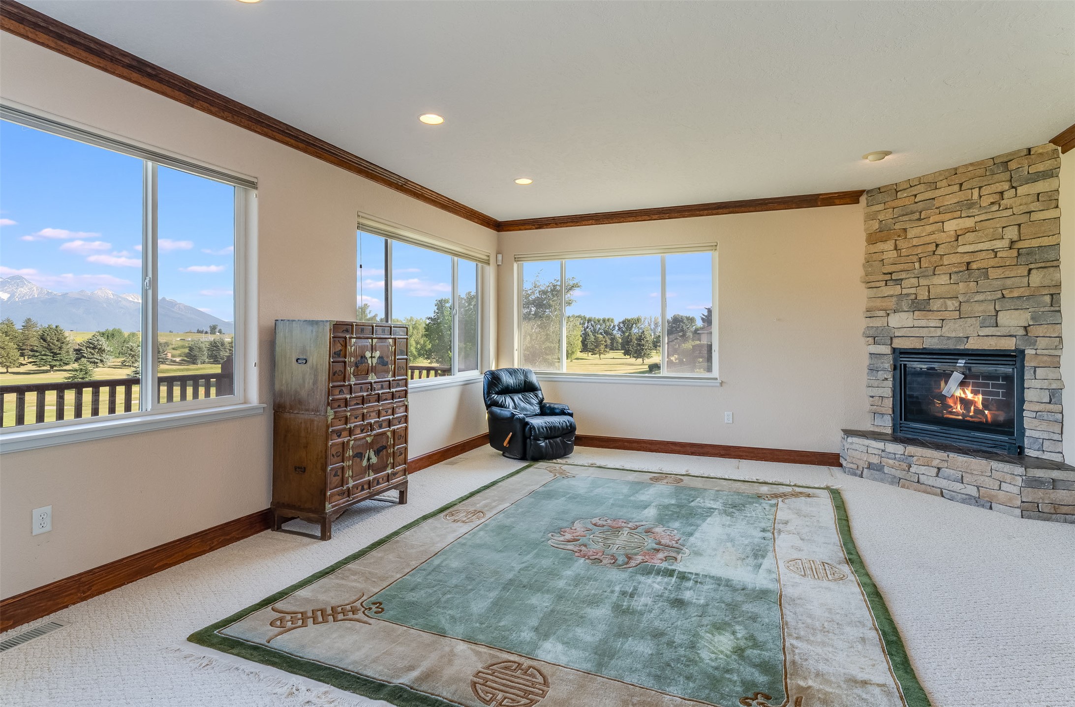 46452 Stagecoach Trail Property Photo 11