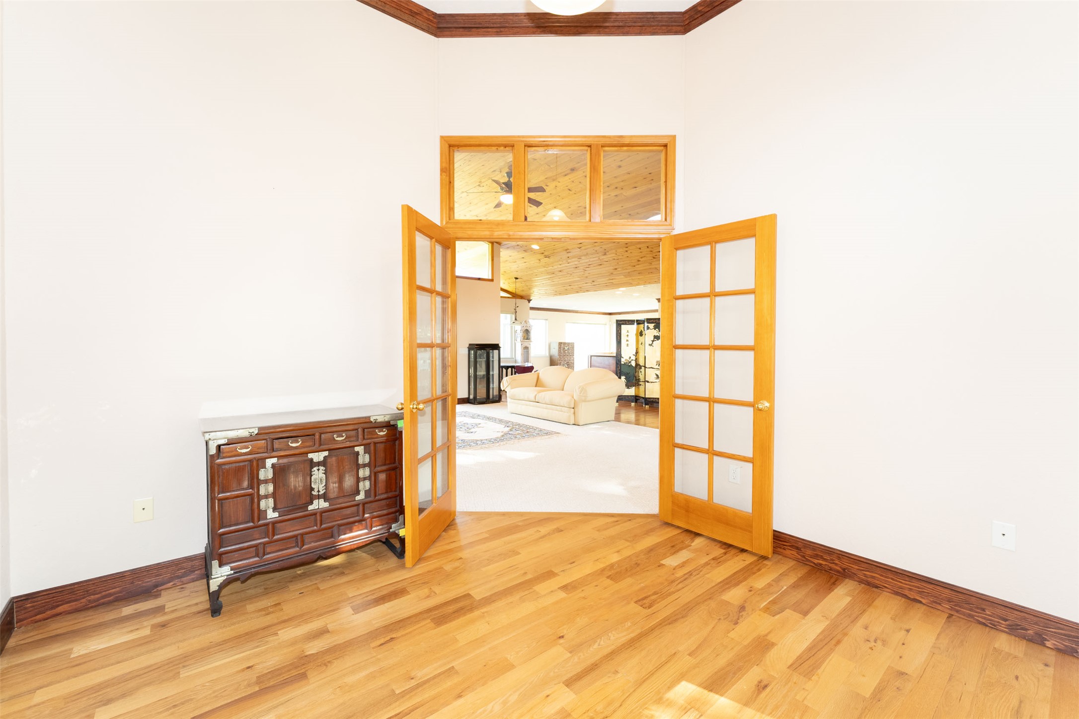 46452 Stagecoach Trail Property Photo 17