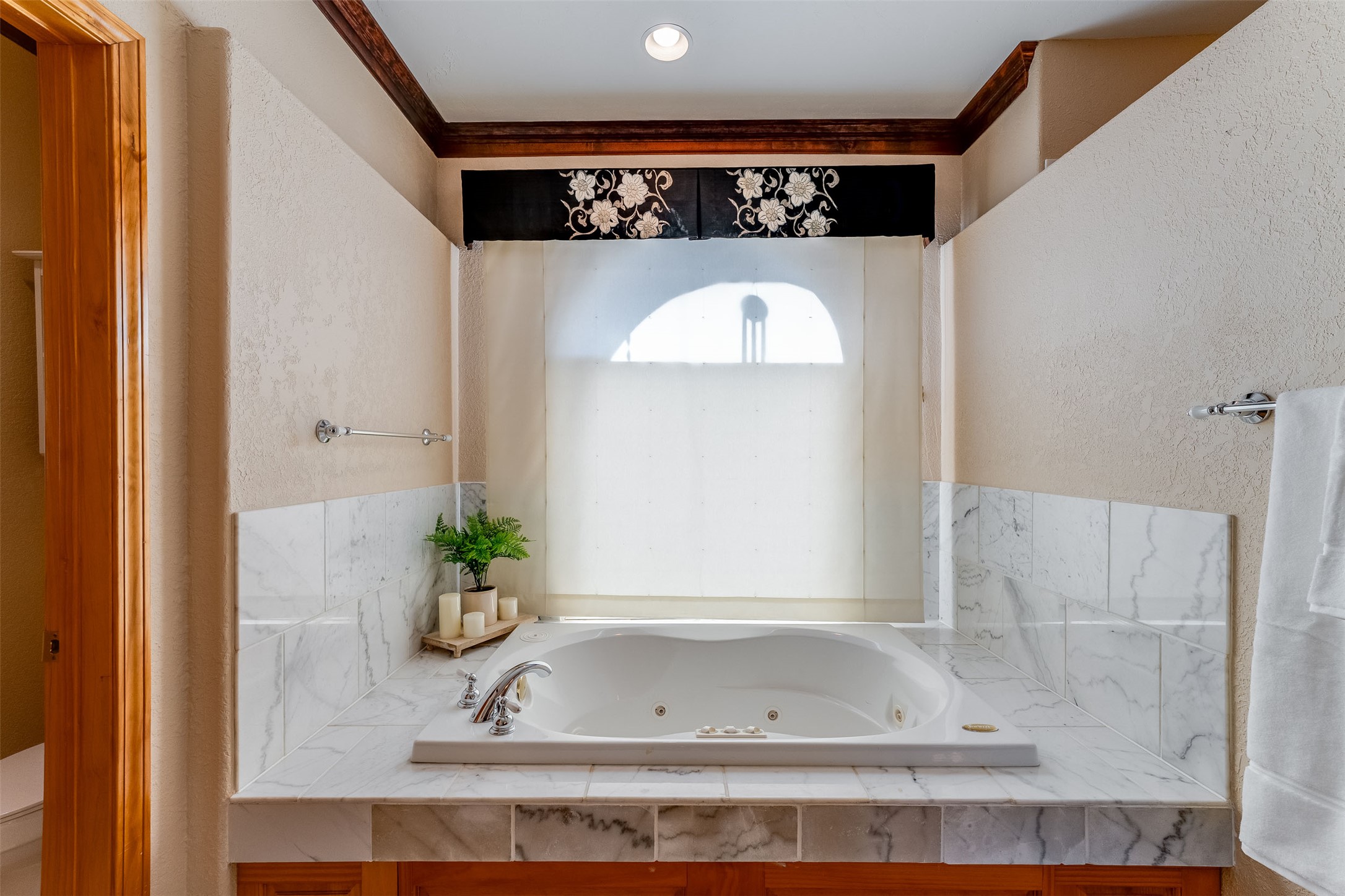 46452 Stagecoach Trail Property Photo 22