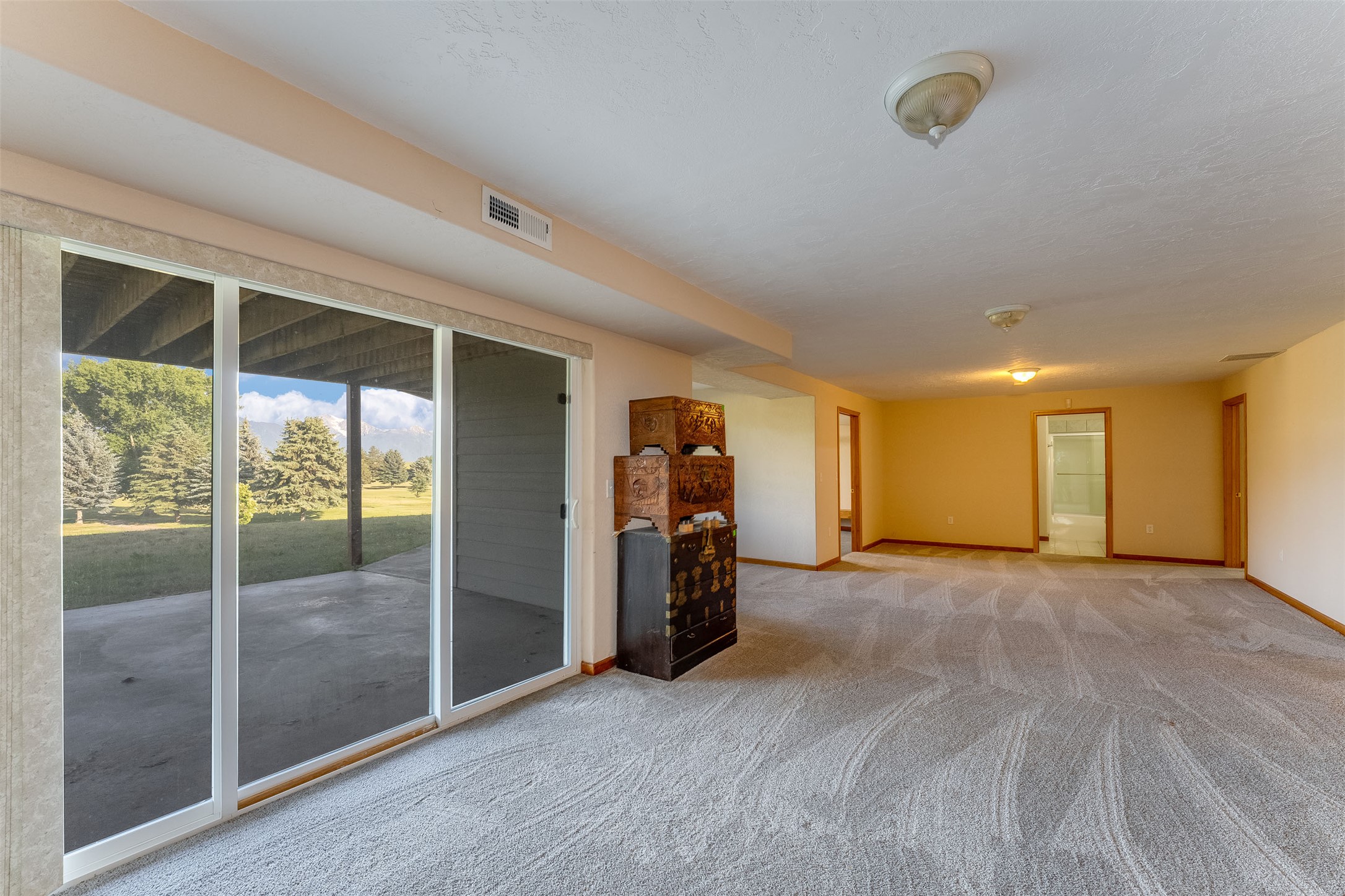 46452 Stagecoach Trail Property Photo 36
