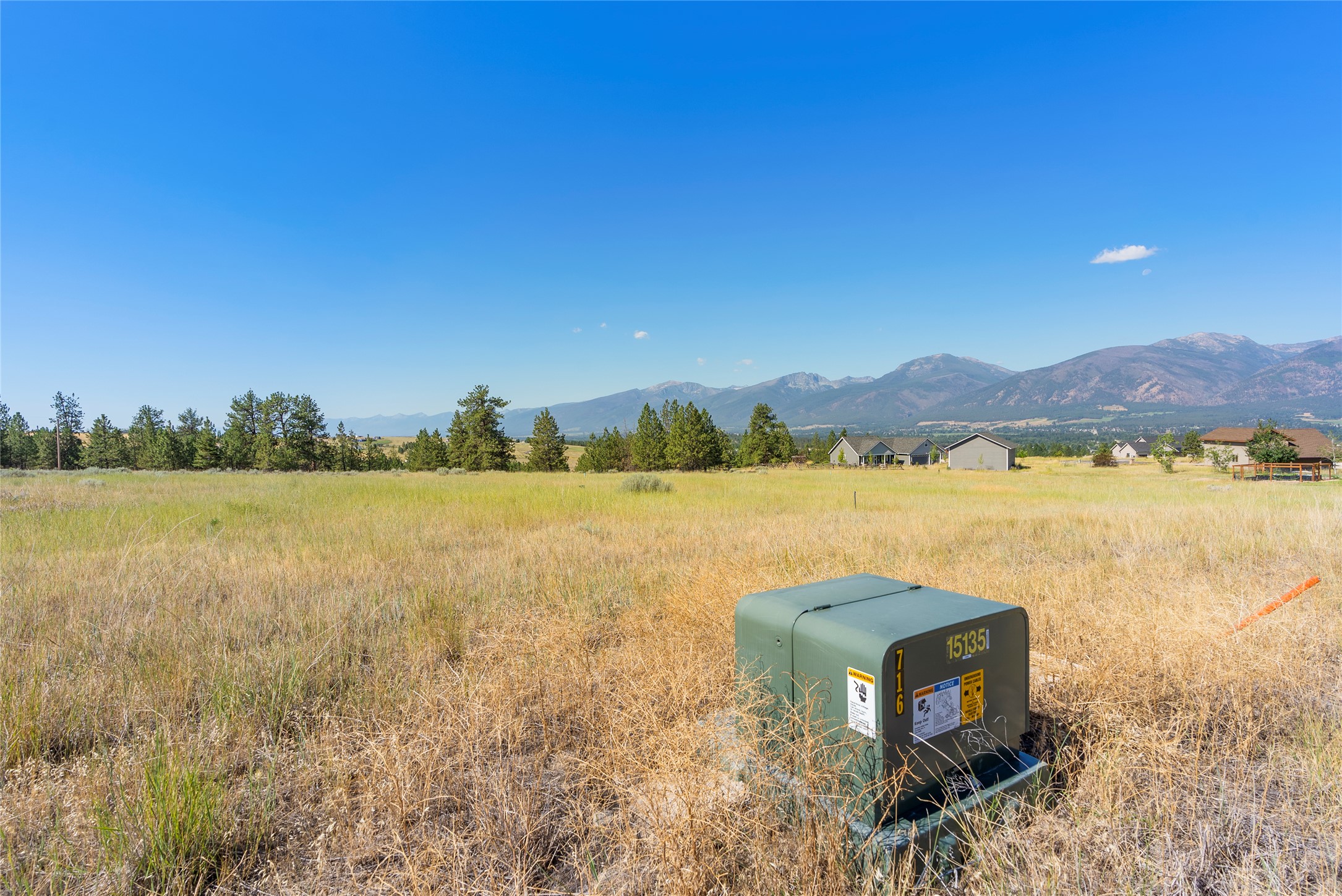 842 Sandhill Loop Property Photo 4