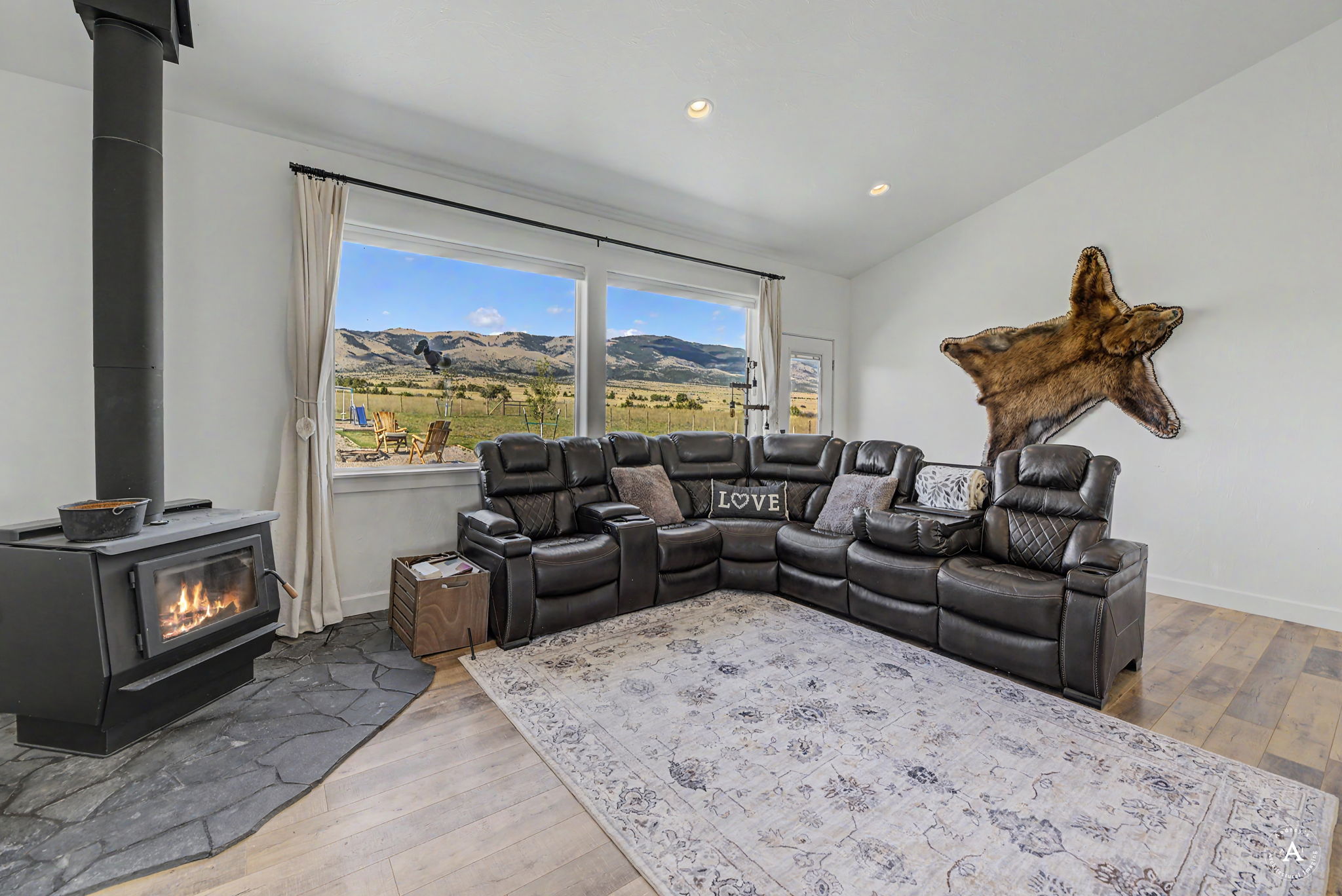 8 Wall Street Property Photo 12