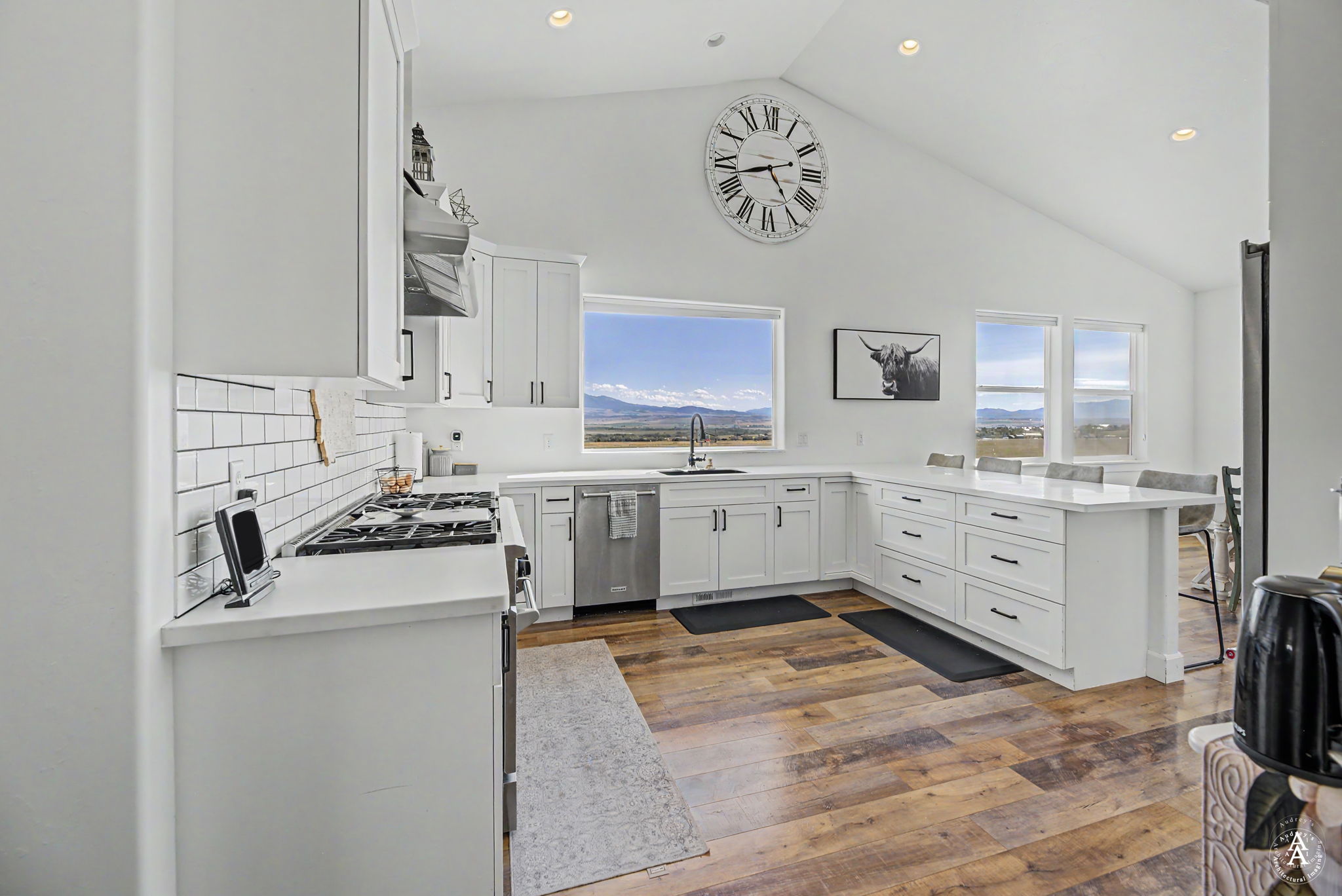 8 Wall Street Property Photo 23