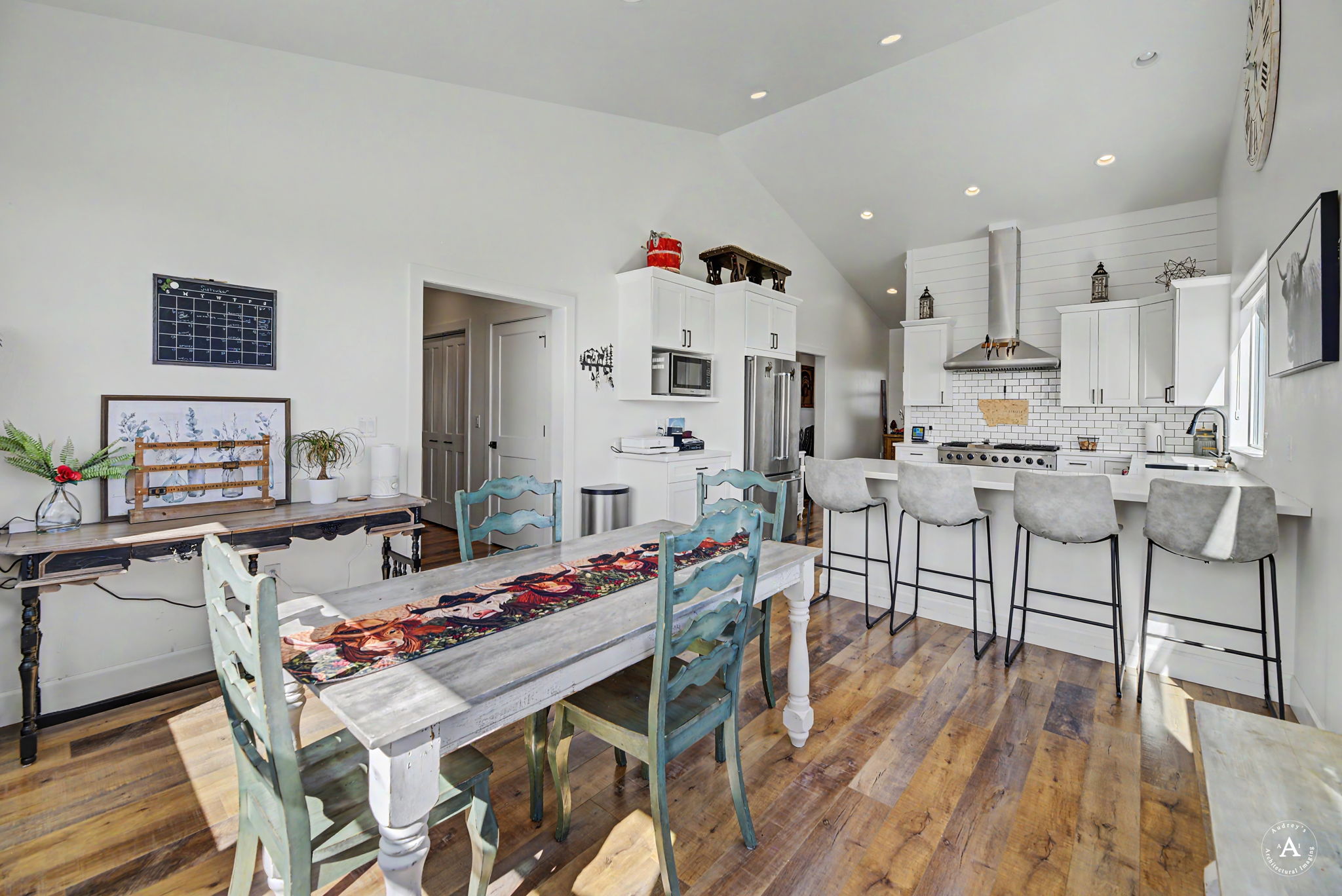 8 Wall Street Property Photo 30