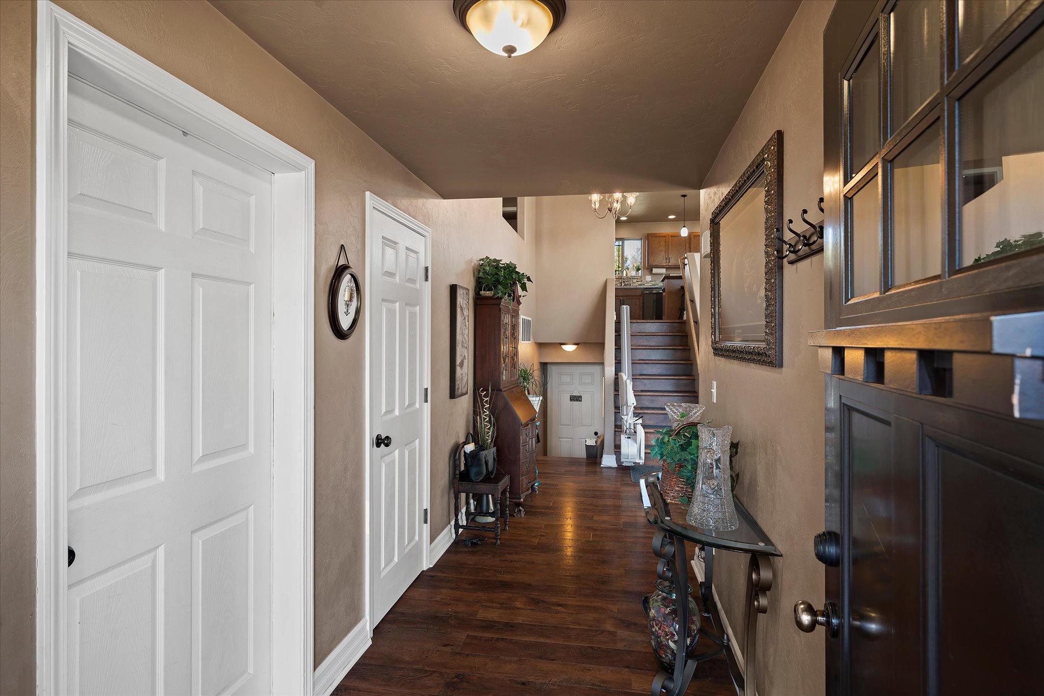 1201 Mill Creek Drive Property Photo 4