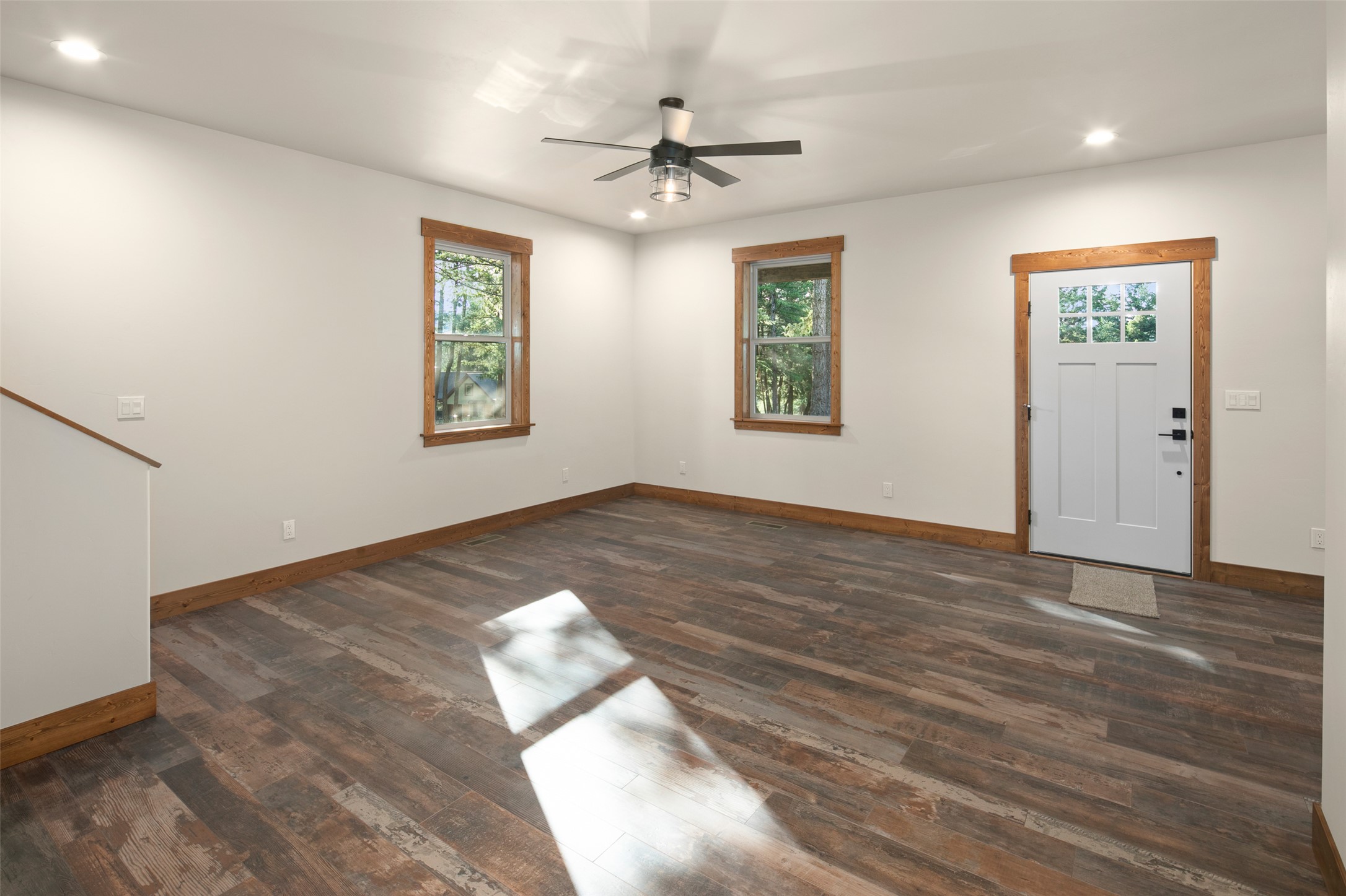 90 Forest Loop Property Photo 9
