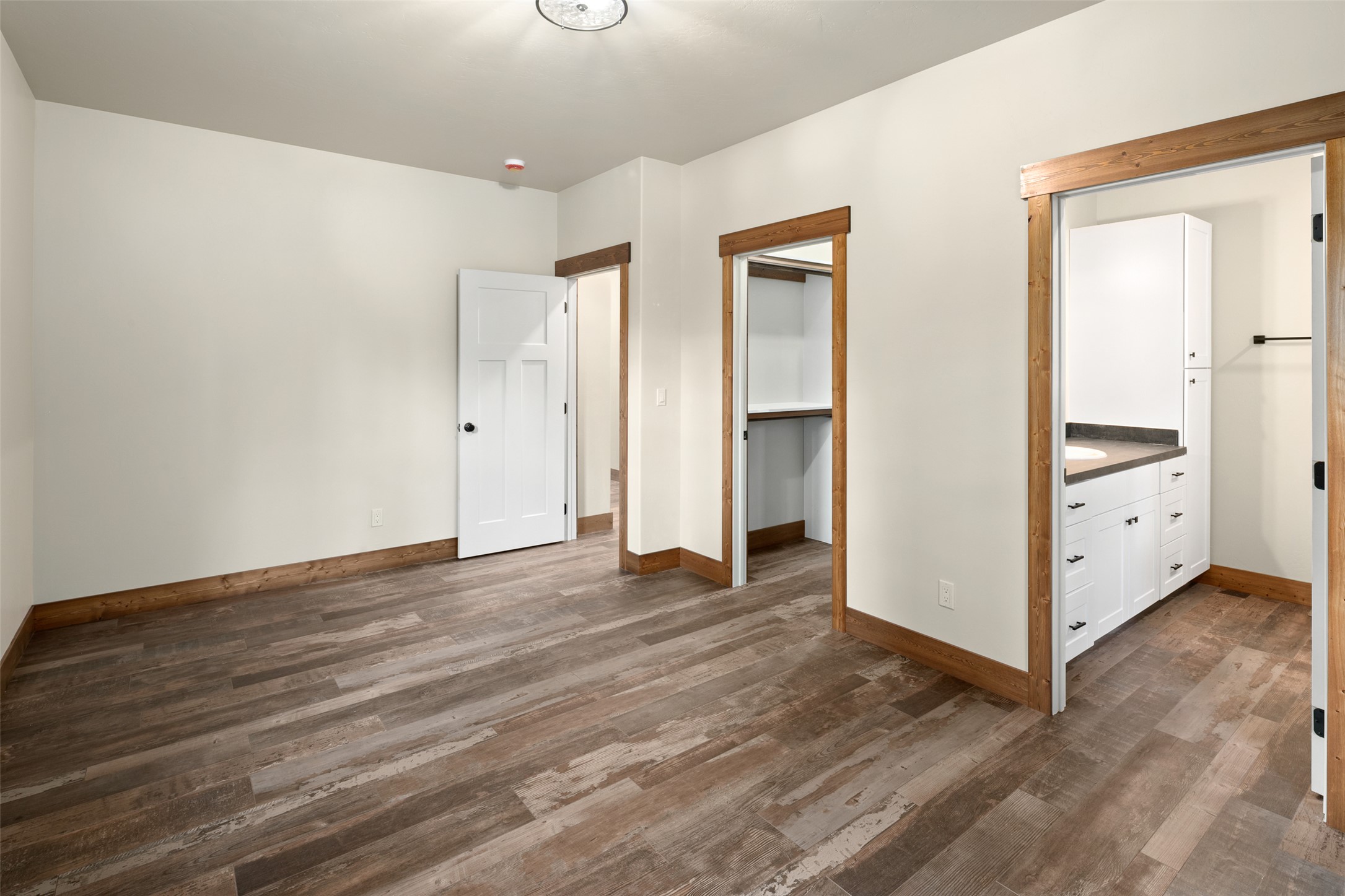 90 Forest Loop Property Photo 14