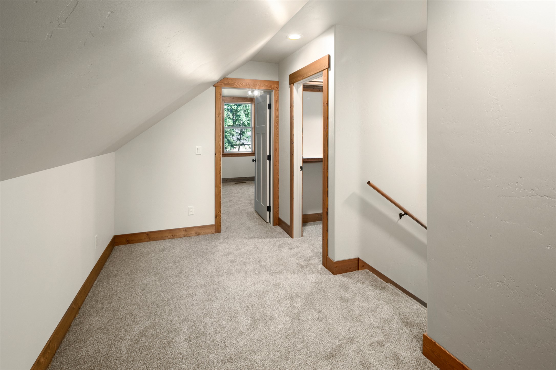 90 Forest Loop Property Photo 21
