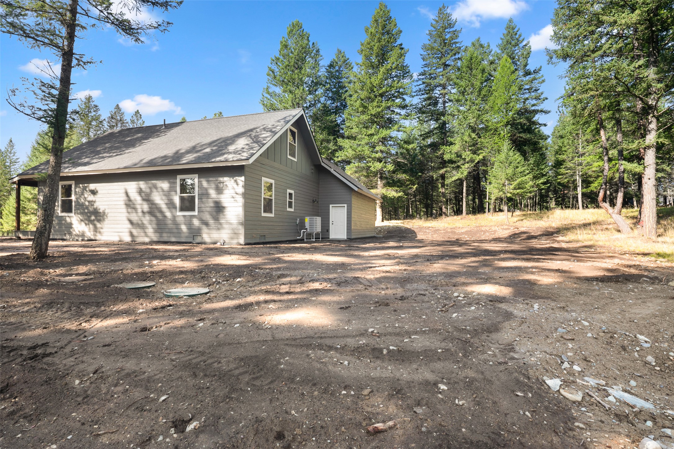 90 Forest Loop Property Photo 39