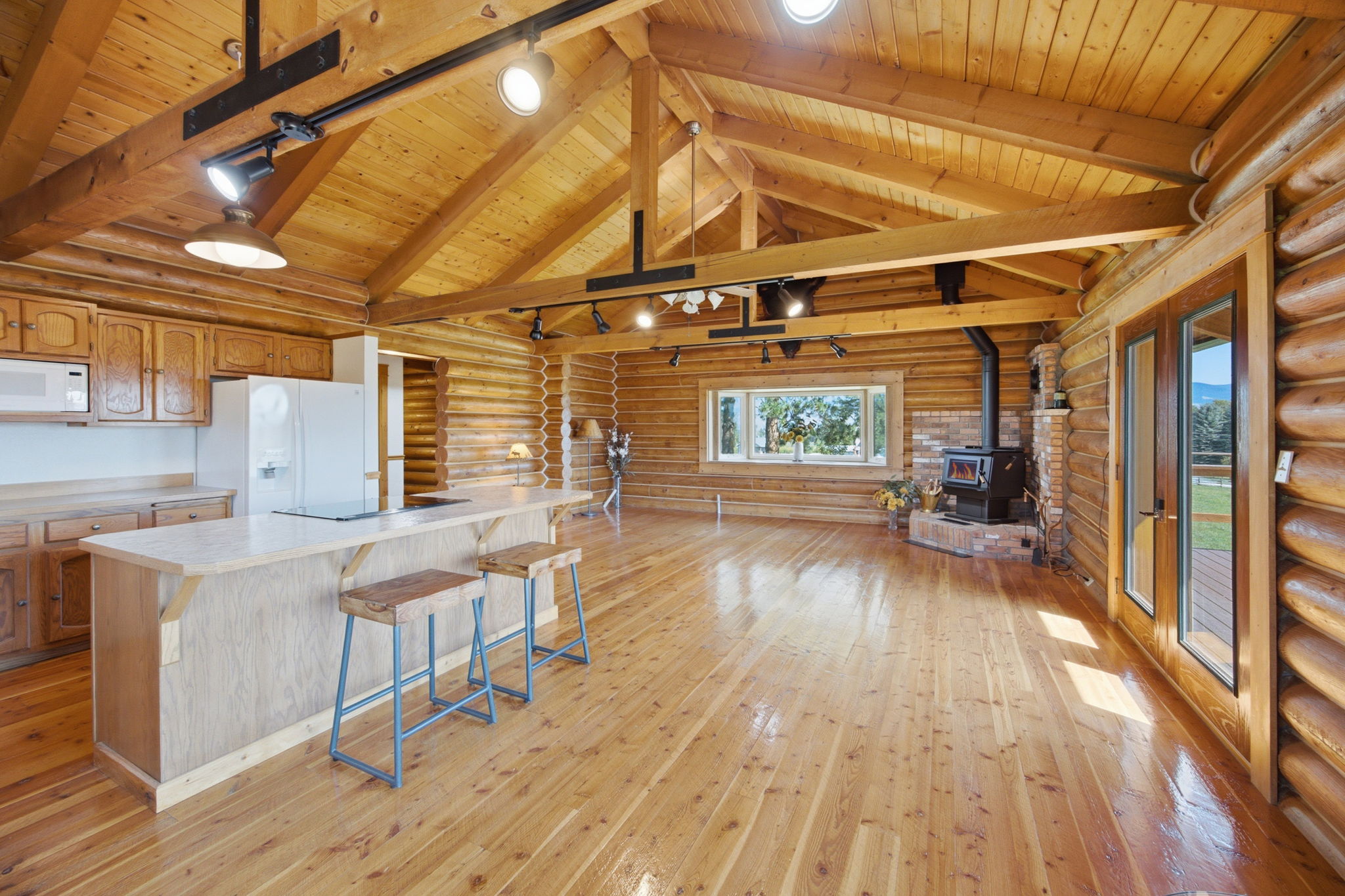 1335 Country Road Property Photo 18