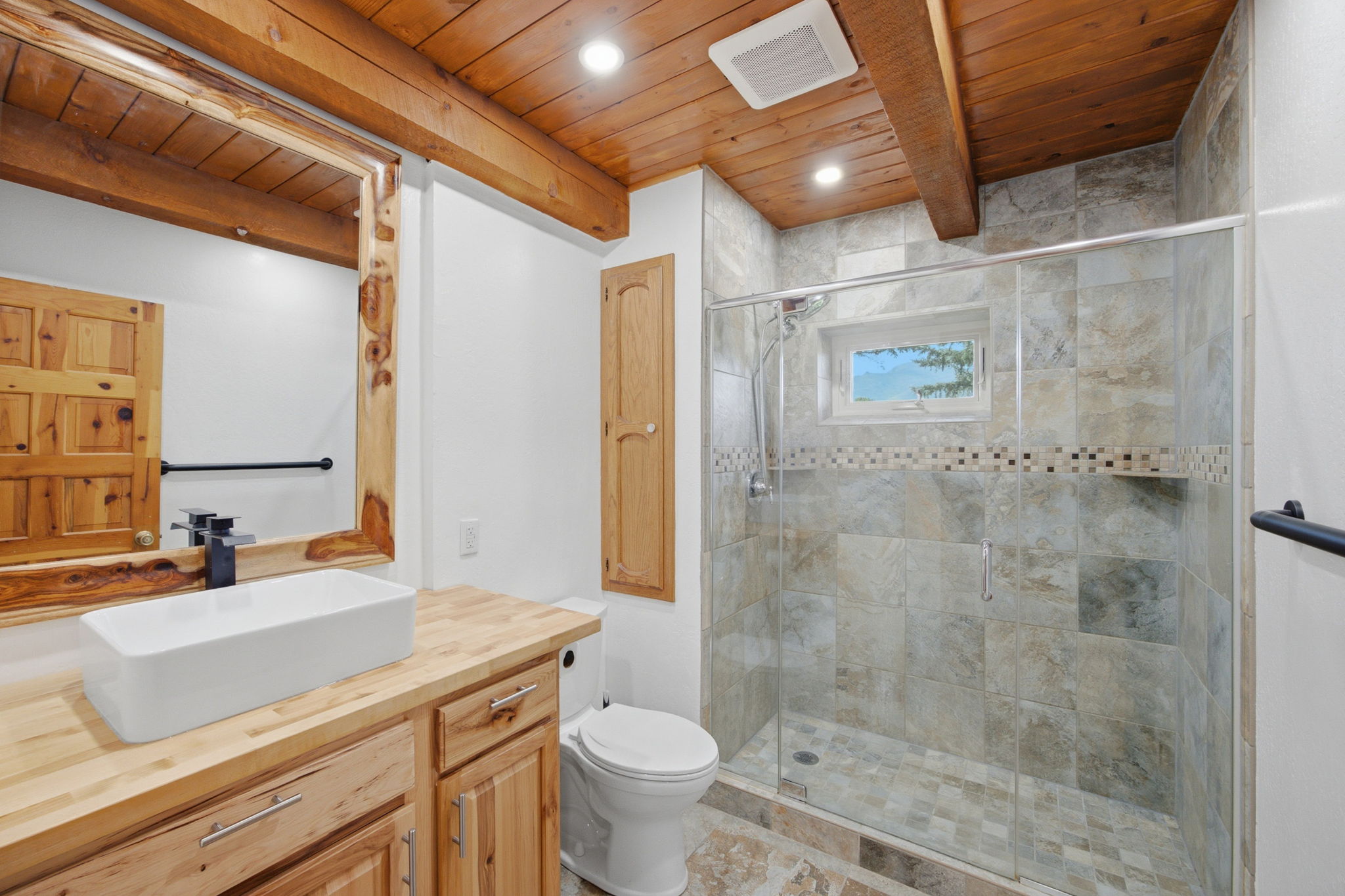 1335 Country Road Property Photo 28