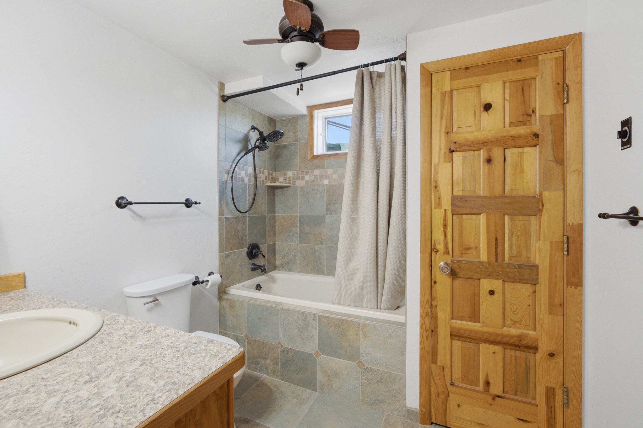 1335 Country Road Property Photo 40