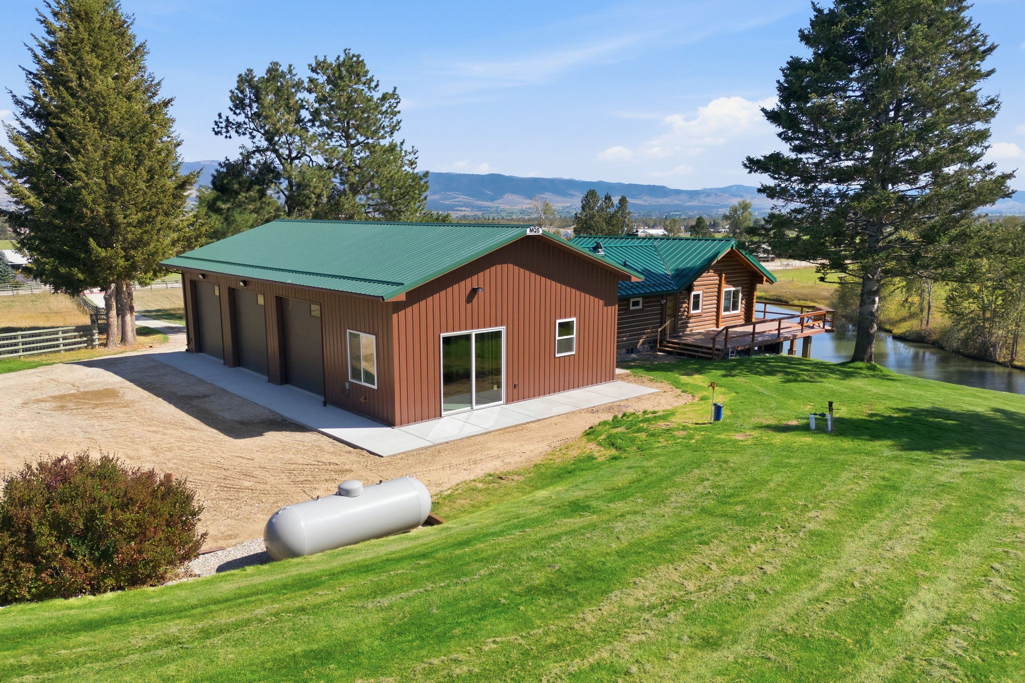 1335 Country Road Property Photo 54