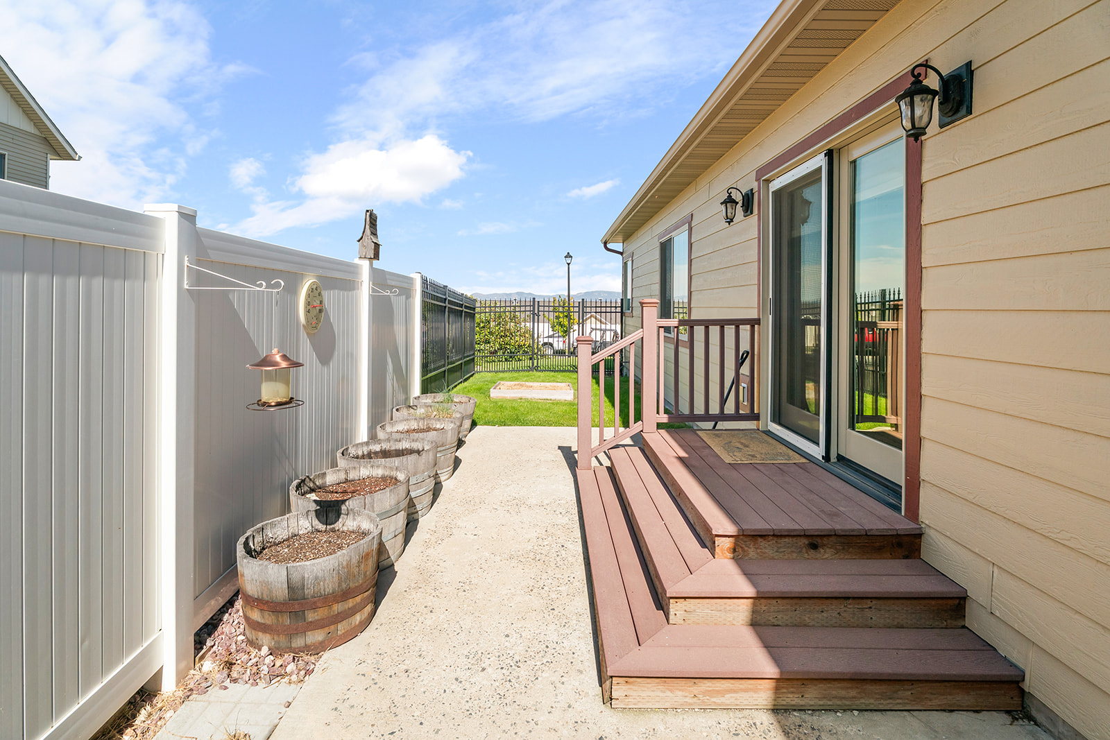3223 Cabernet Drive Property Photo 4