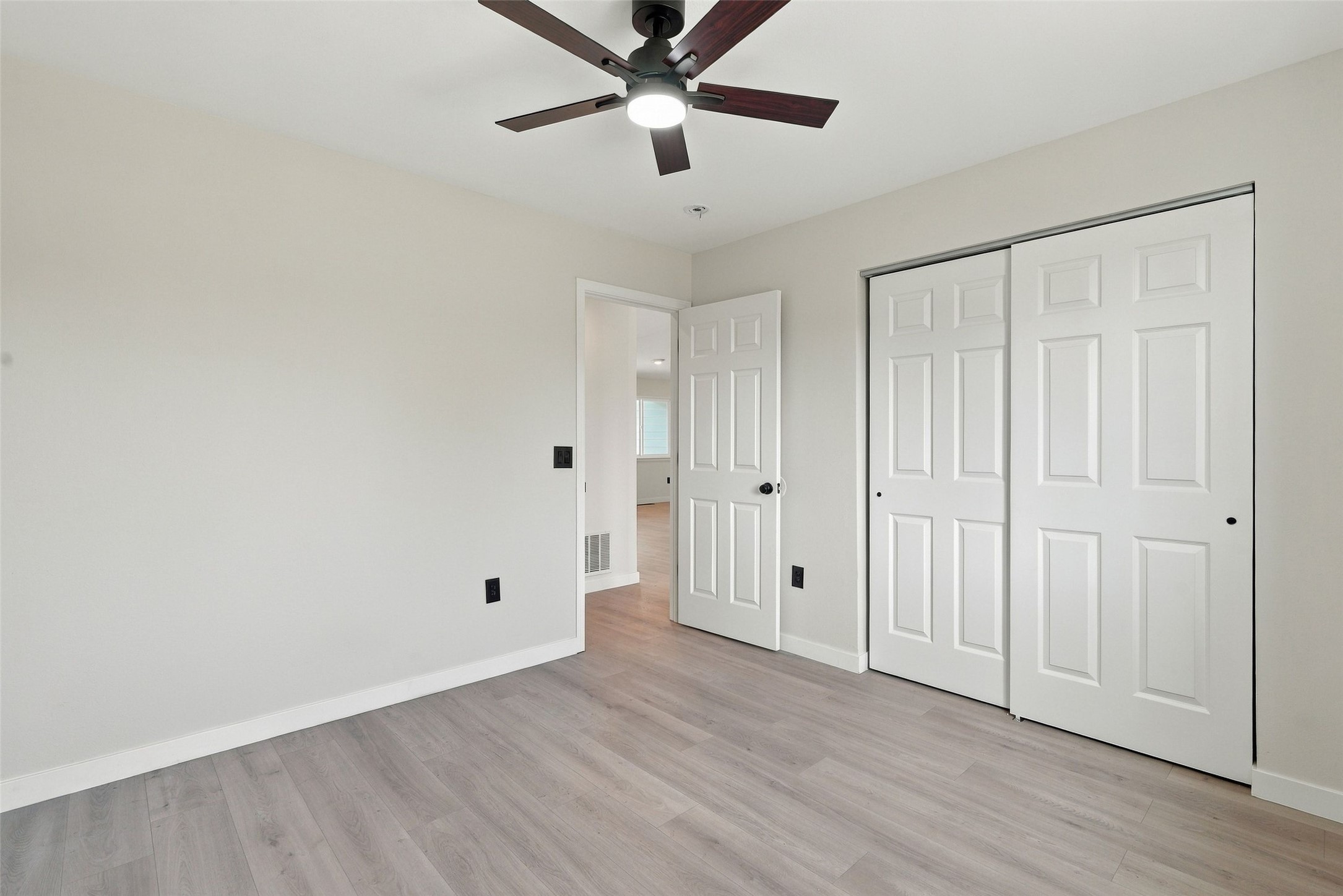 948 Brooks Avenue Property Photo 33
