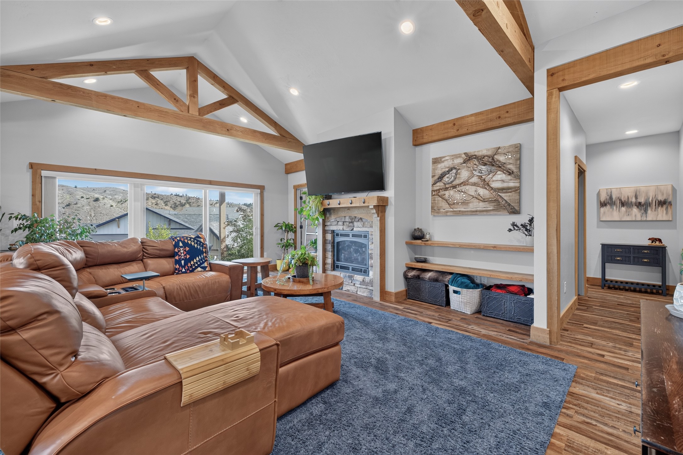 5487 Thimbleberry Loop Property Photo 7