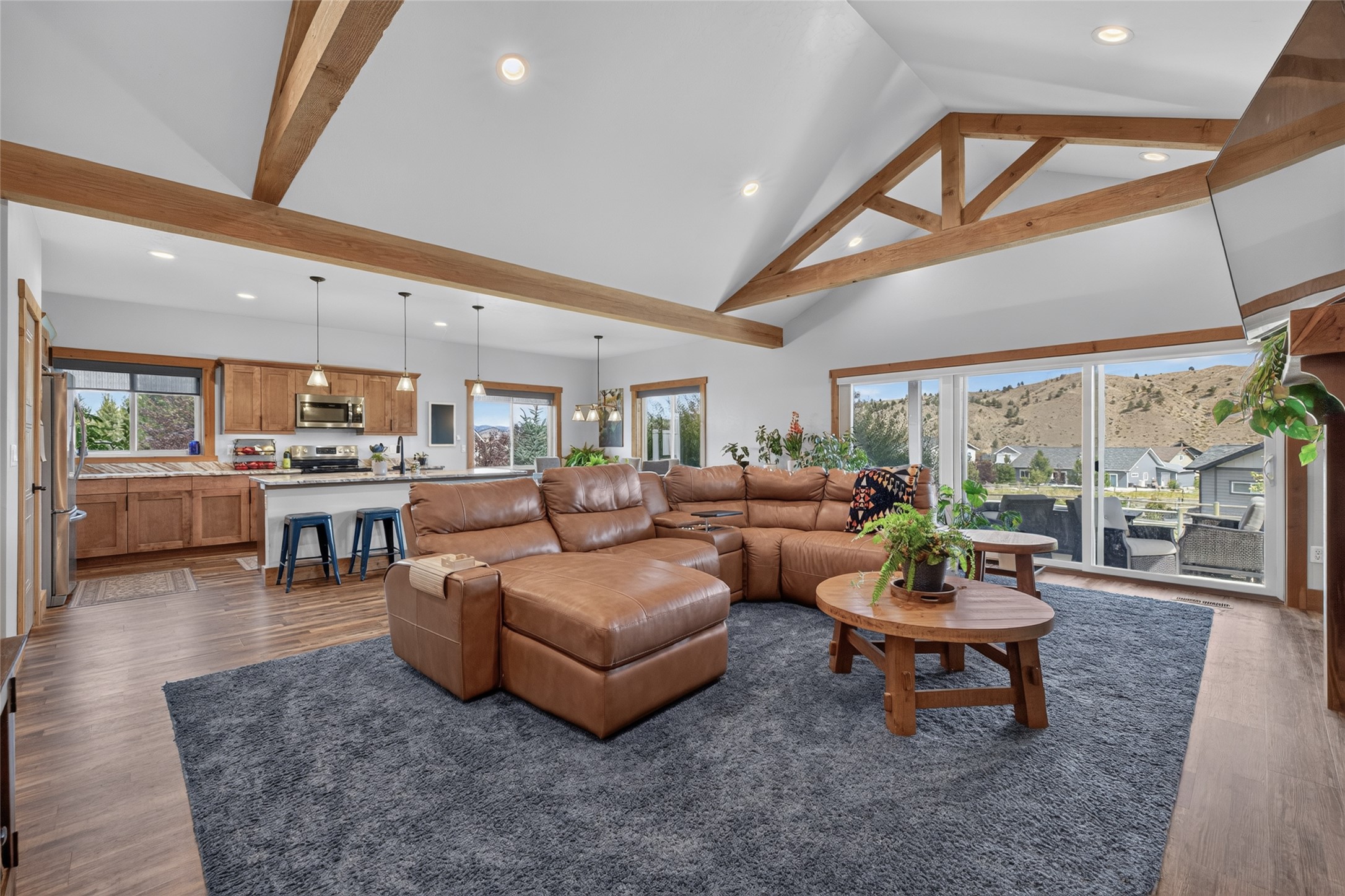 5487 Thimbleberry Loop Property Photo 11