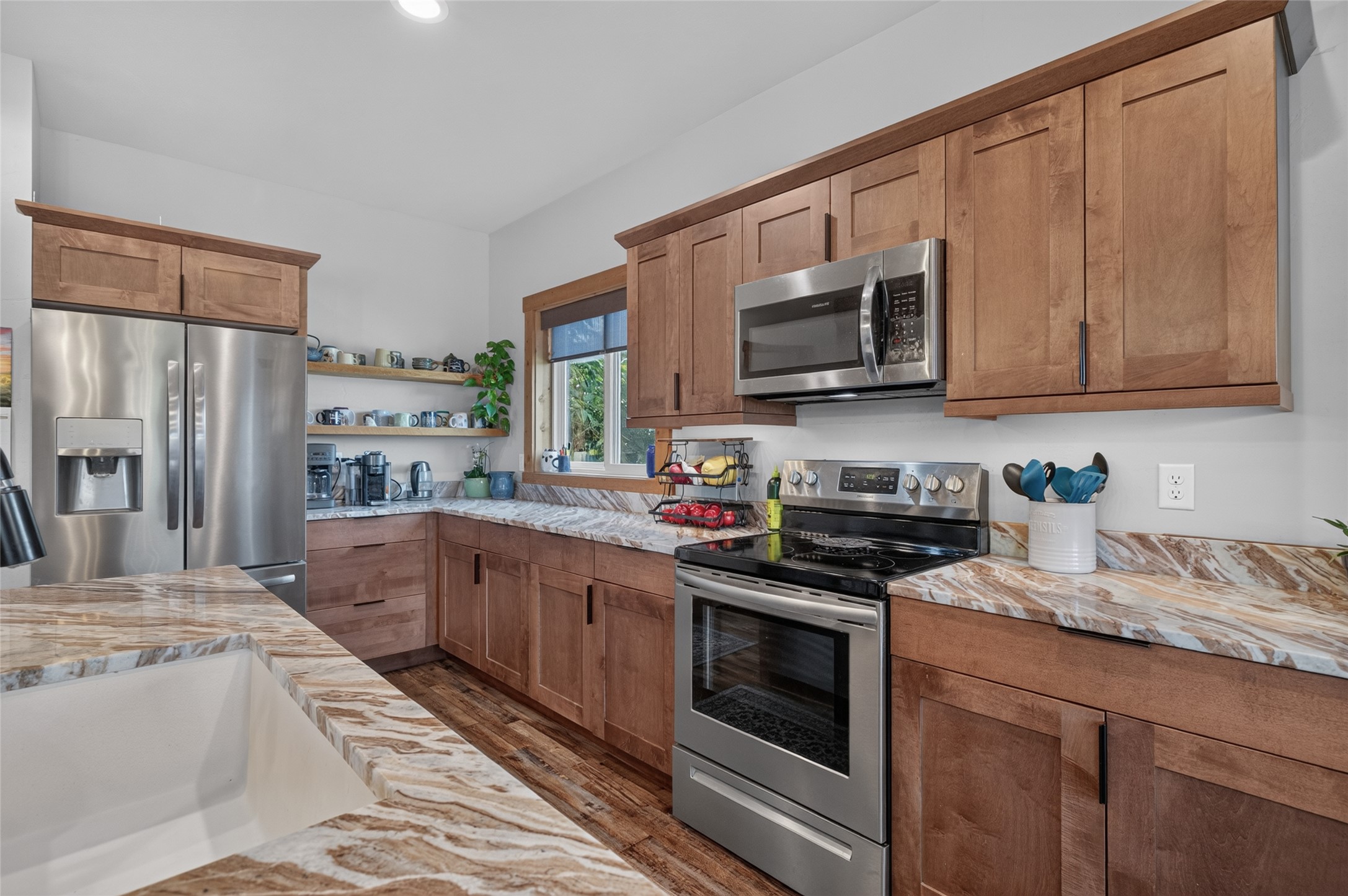 5487 Thimbleberry Loop Property Photo 16