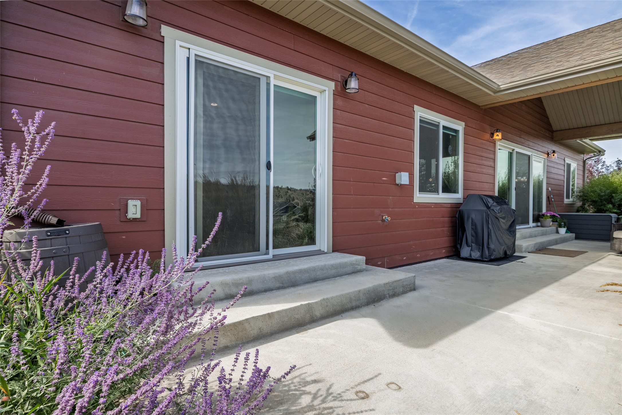 5487 Thimbleberry Loop Property Photo 48