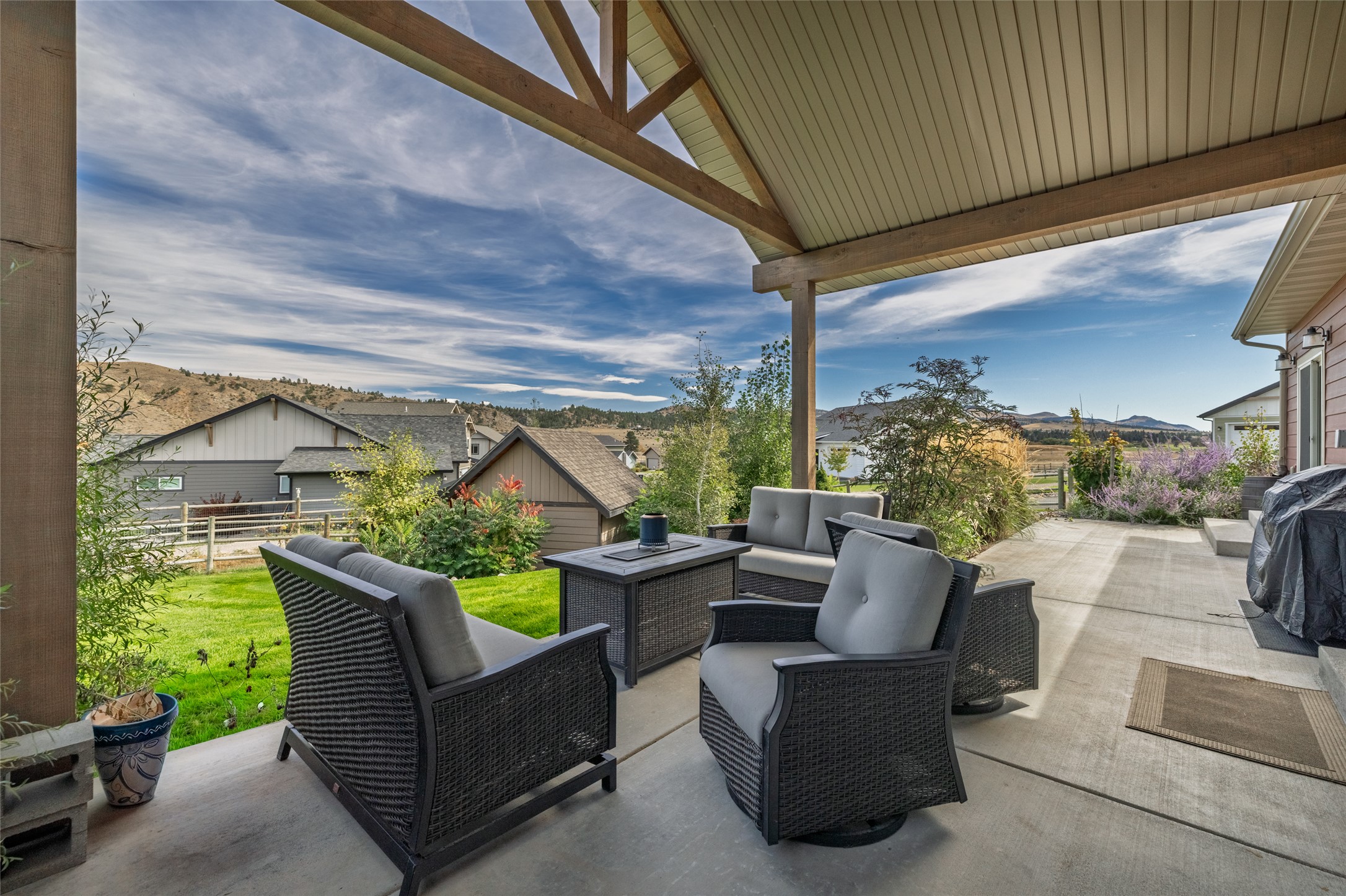 5487 Thimbleberry Loop Property Photo 49
