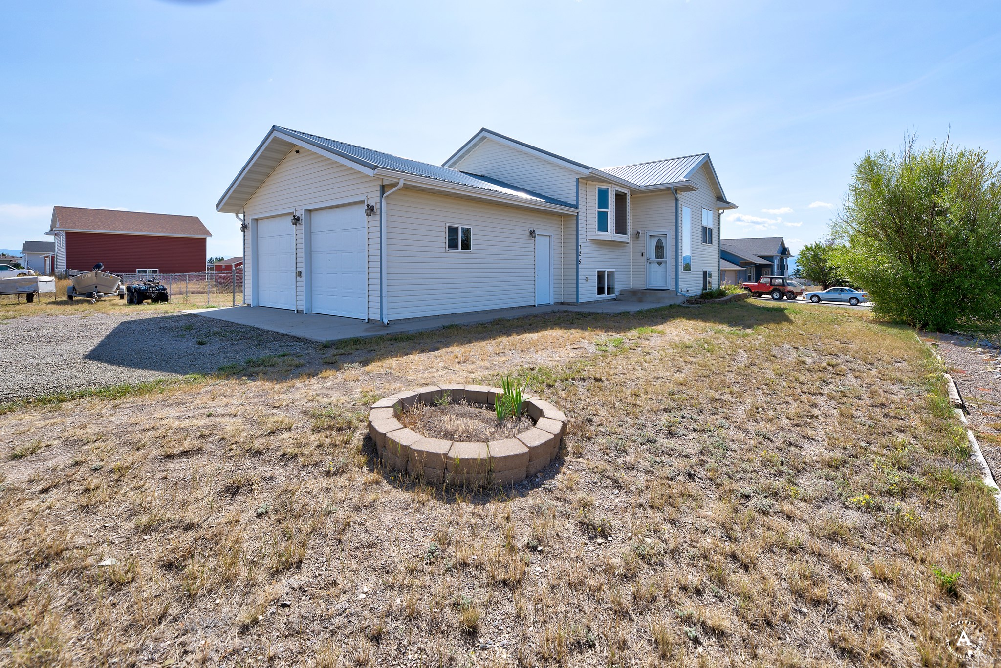 725 Pintail Court Property Photo 2