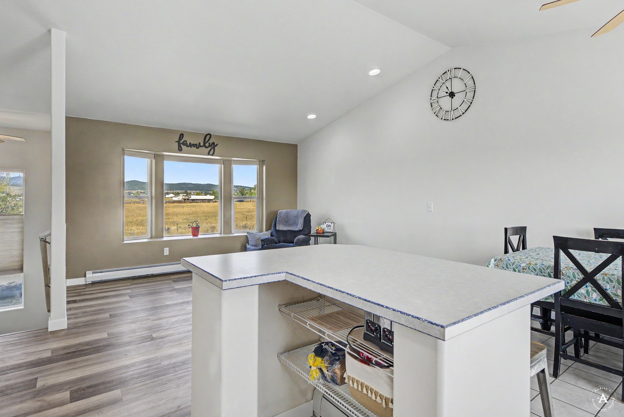 725 Pintail Court Property Photo 10