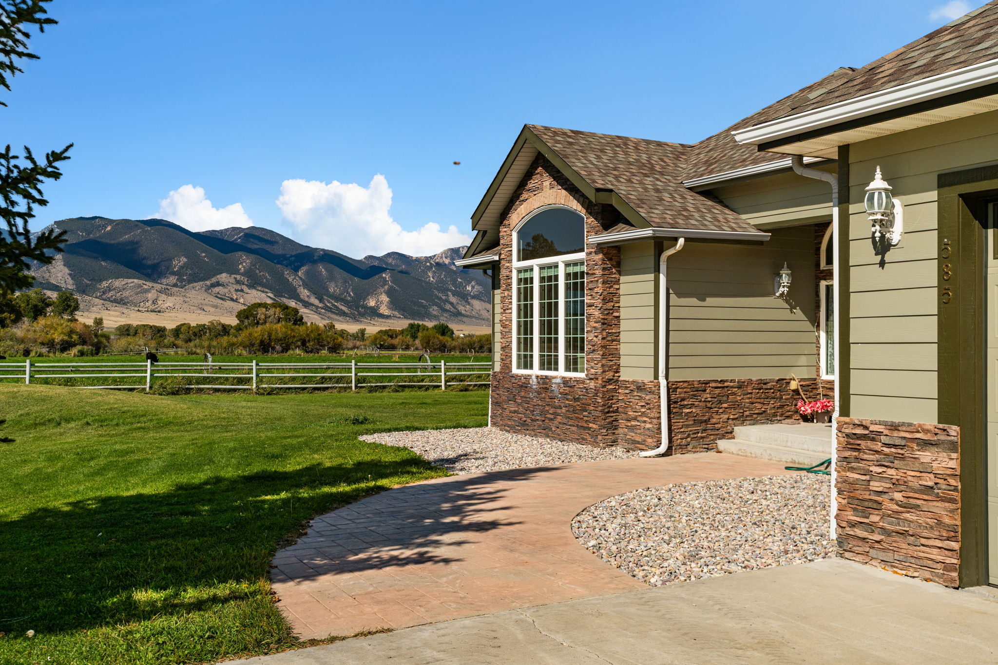 585 Judy Lane Property Photo 40